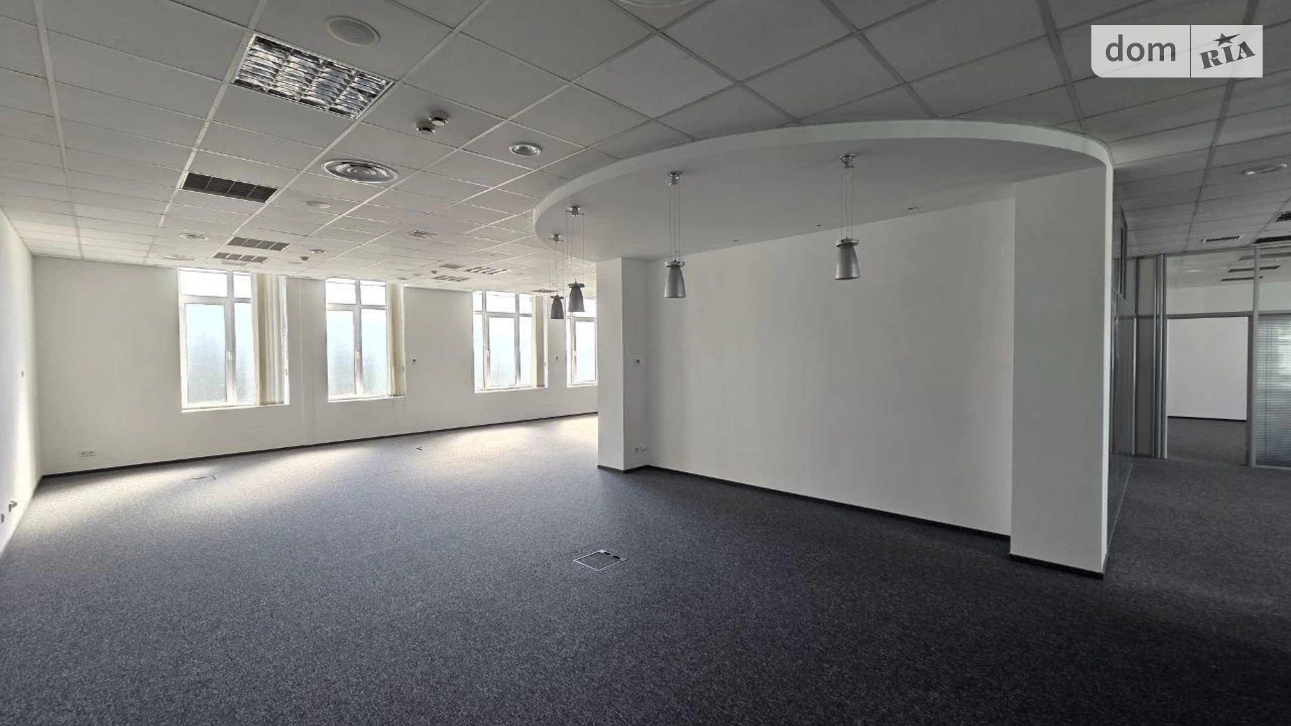 Сдается в аренду офис 330 кв. м в бизнес-центре, цена: 6350 $ - фото 2