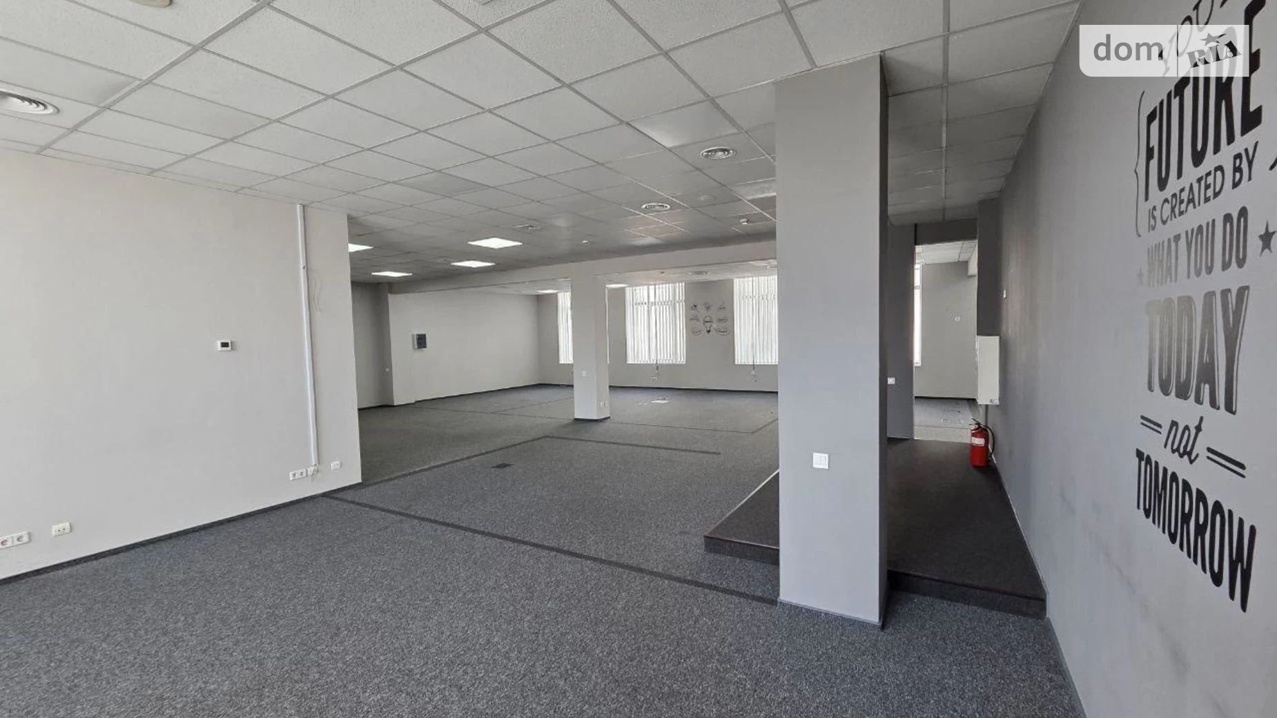 Сдается в аренду офис 386 кв. м в бизнес-центре, цена: 7400 $ - фото 4