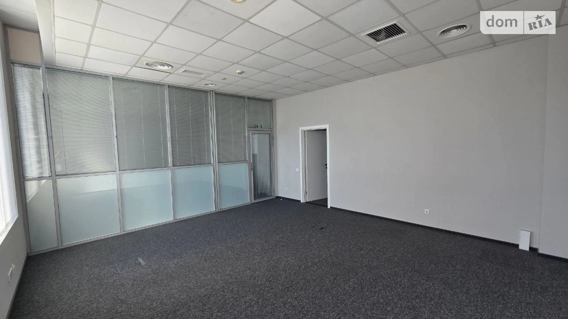 Сдается в аренду офис 386 кв. м в бизнес-центре, цена: 7400 $ - фото 5