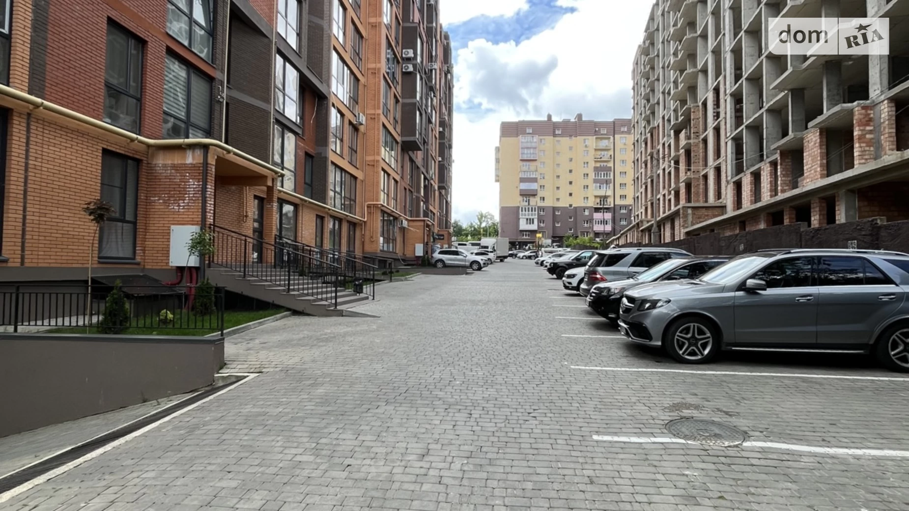 Продається 3-кімнатна квартира 109 кв. м у Чернівцях, вул. Рівненська, 8А - фото 4