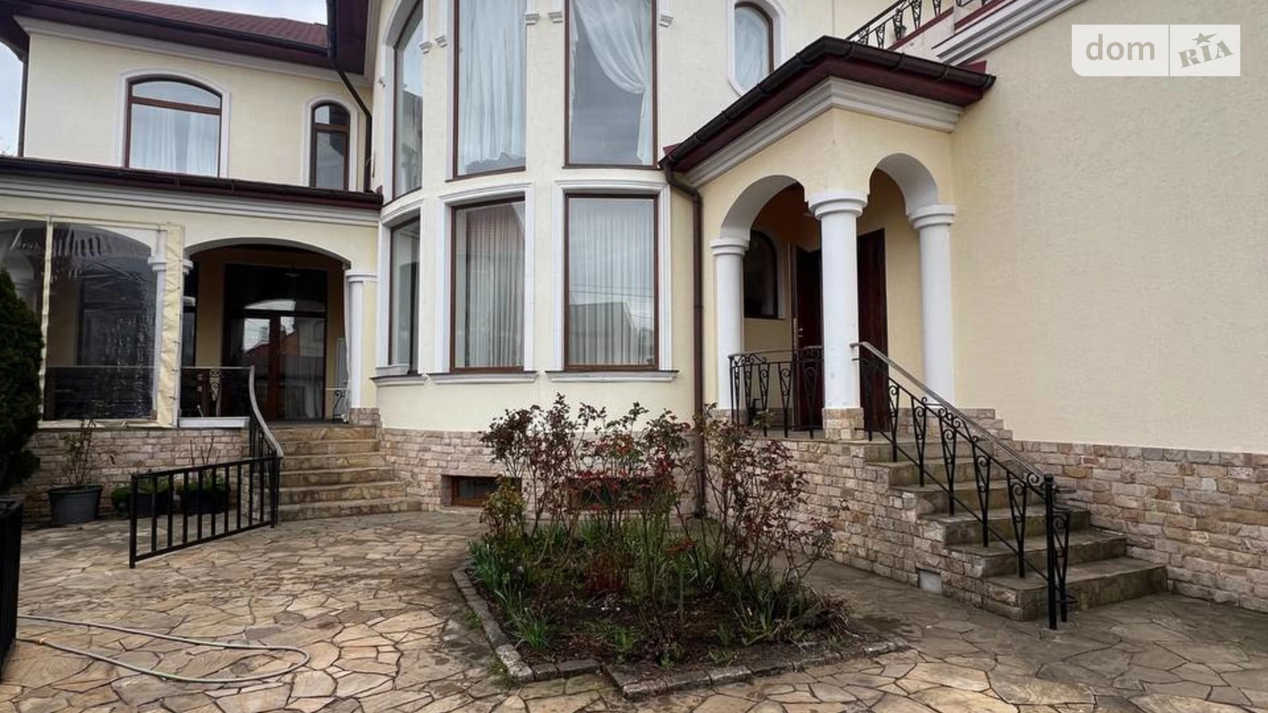 Продается дом на 2 этажа 458.2 кв. м с бассейном, цена: 340000 $ - фото 3