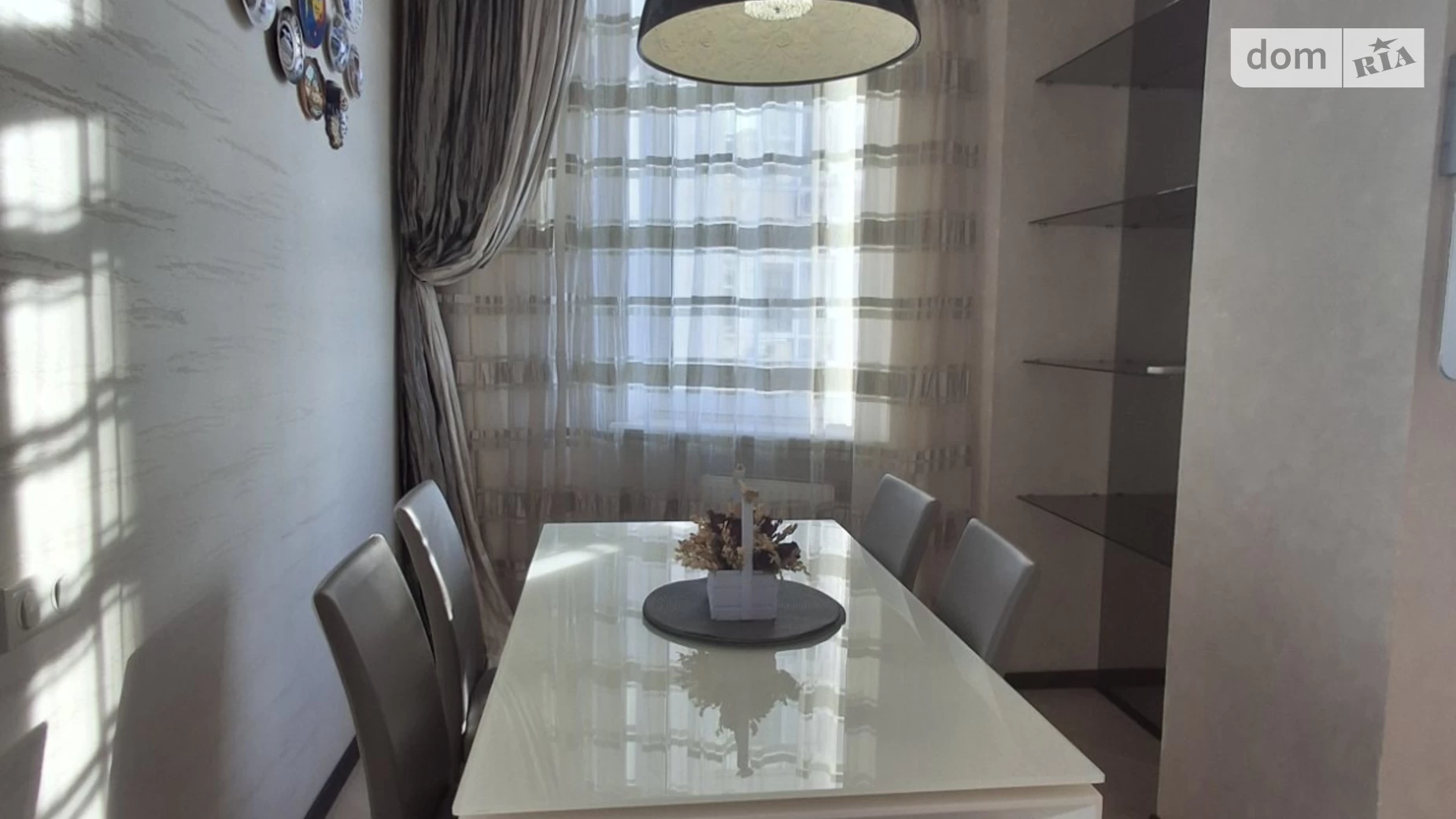 Сдается в аренду 3-комнатная квартира 93 кв. м в, цена: 700 $ - фото 4