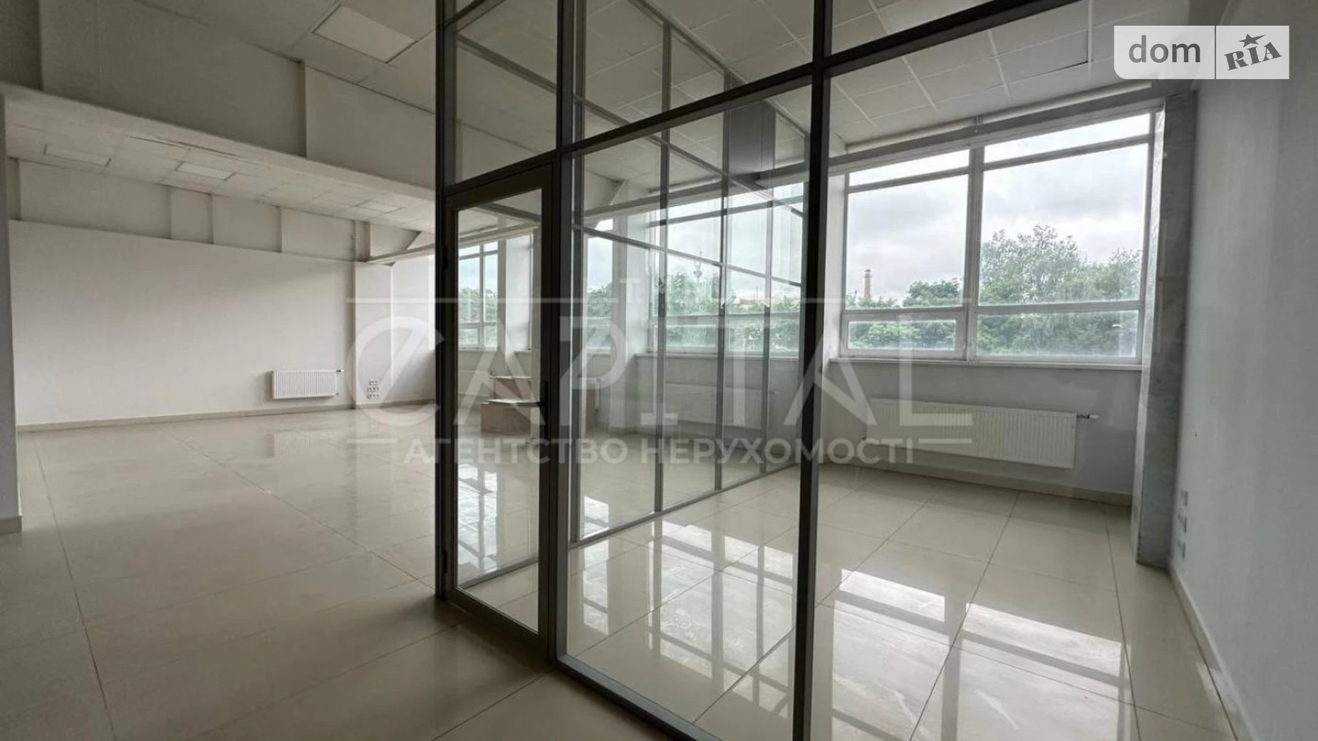 Сдается в аренду офис 245 кв. м в бизнес-центре, цена: 2450 $ - фото 2