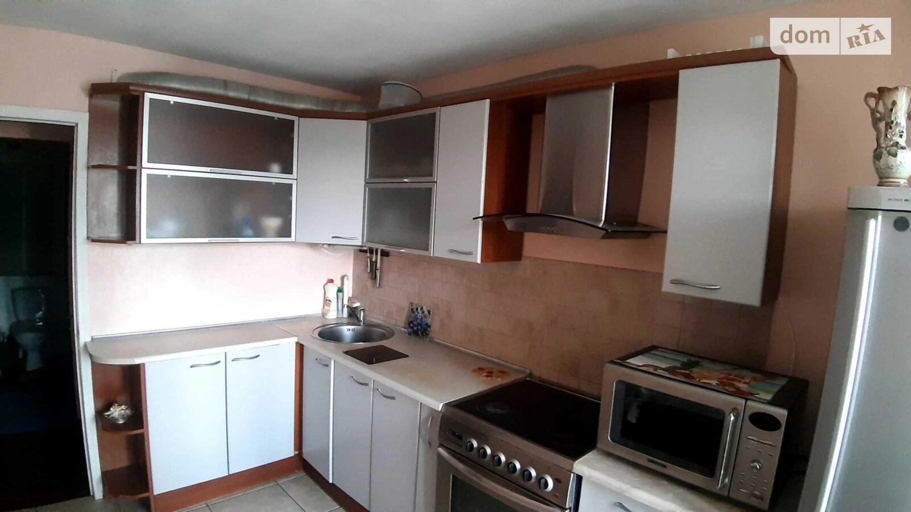 Сдается в аренду 1-комнатная квартира 42 кв. м в Киеве, ул. Петра Радченко, 4 - фото 2