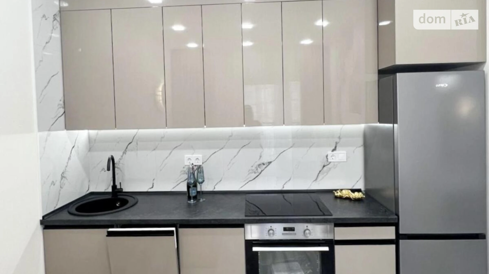 Продается 1-комнатная квартира 42.5 кв. м в Одессе, ул. Краснова, 3 корпус 60 - фото 2