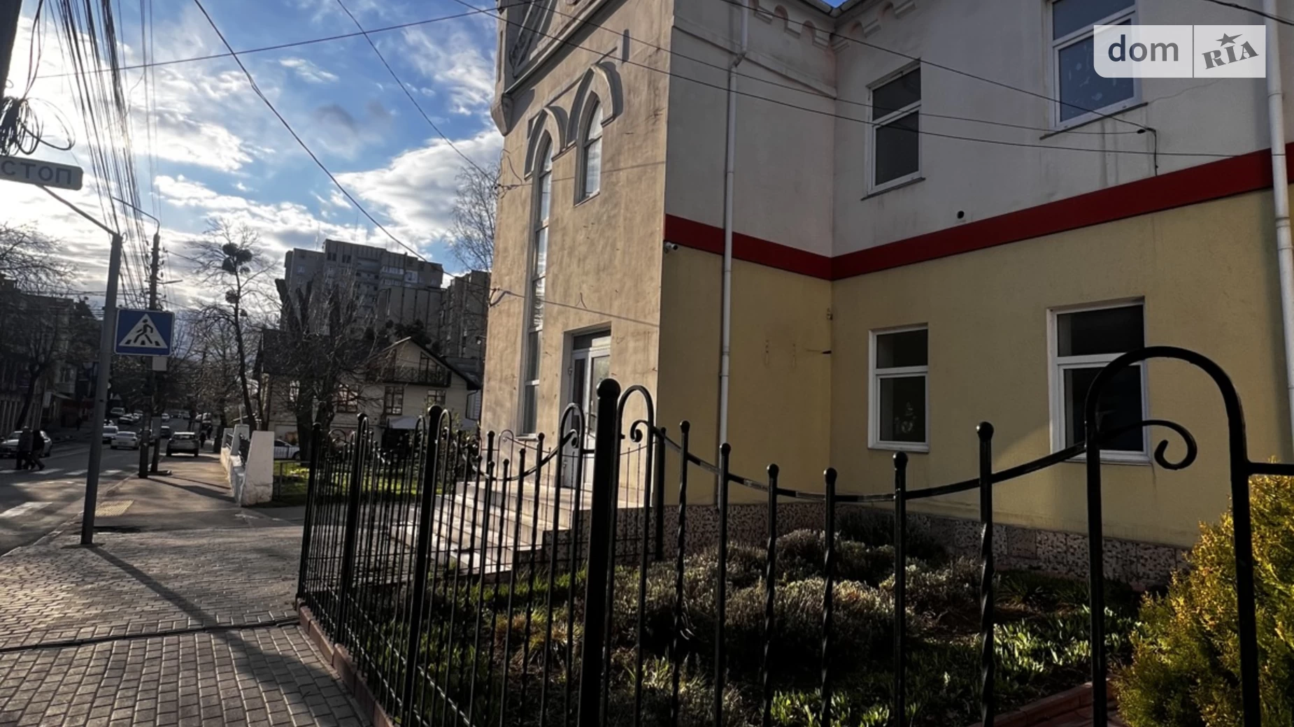 Продается офис 126 кв. м в бизнес-центре, цена: 120000 $ - фото 3