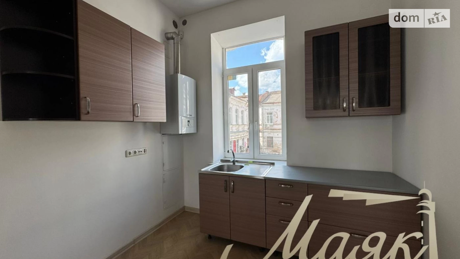 Сдается в аренду офис 78 кв. м в бизнес-центре, цена: 735 $ - фото 4