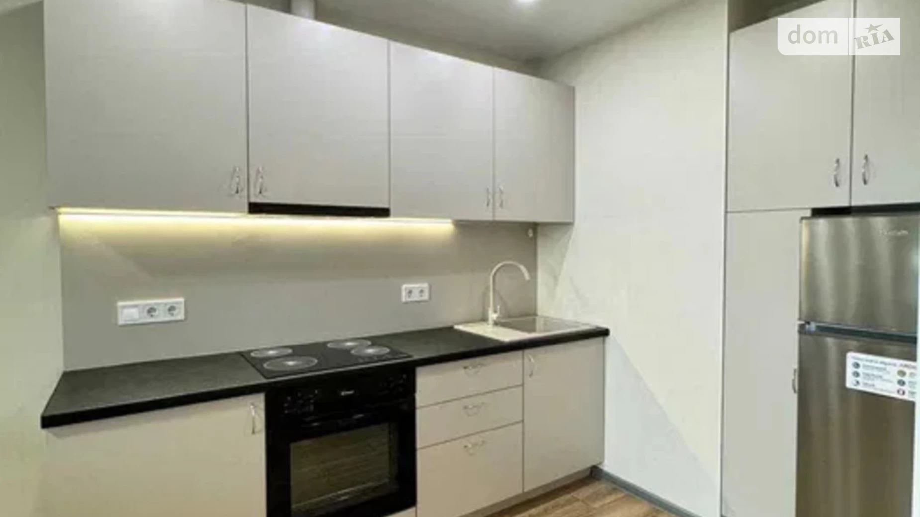 Продается 1-комнатная квартира 40 кв. м в Киеве, ул. Пригородная, 26А - фото 3