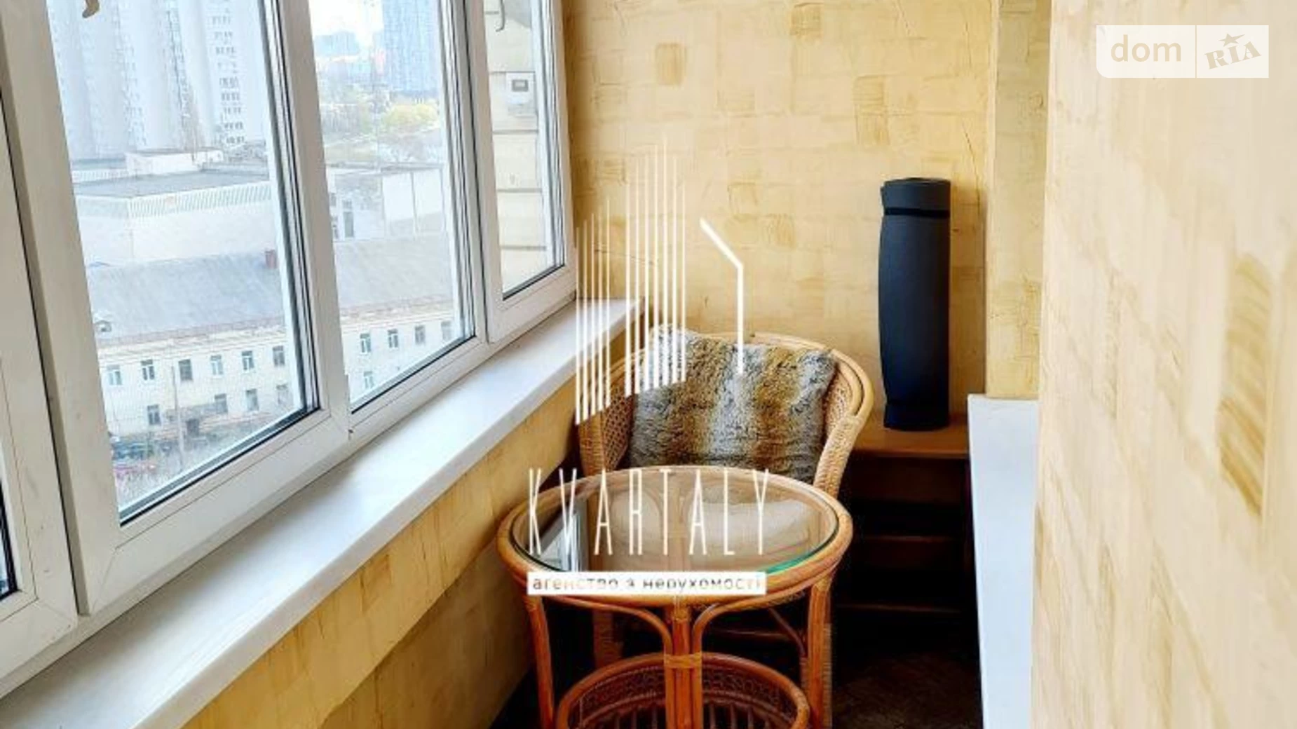 Продается 1-комнатная квартира 40 кв. м в Киеве, ул. Ованеса Туманяна, 8 - фото 2