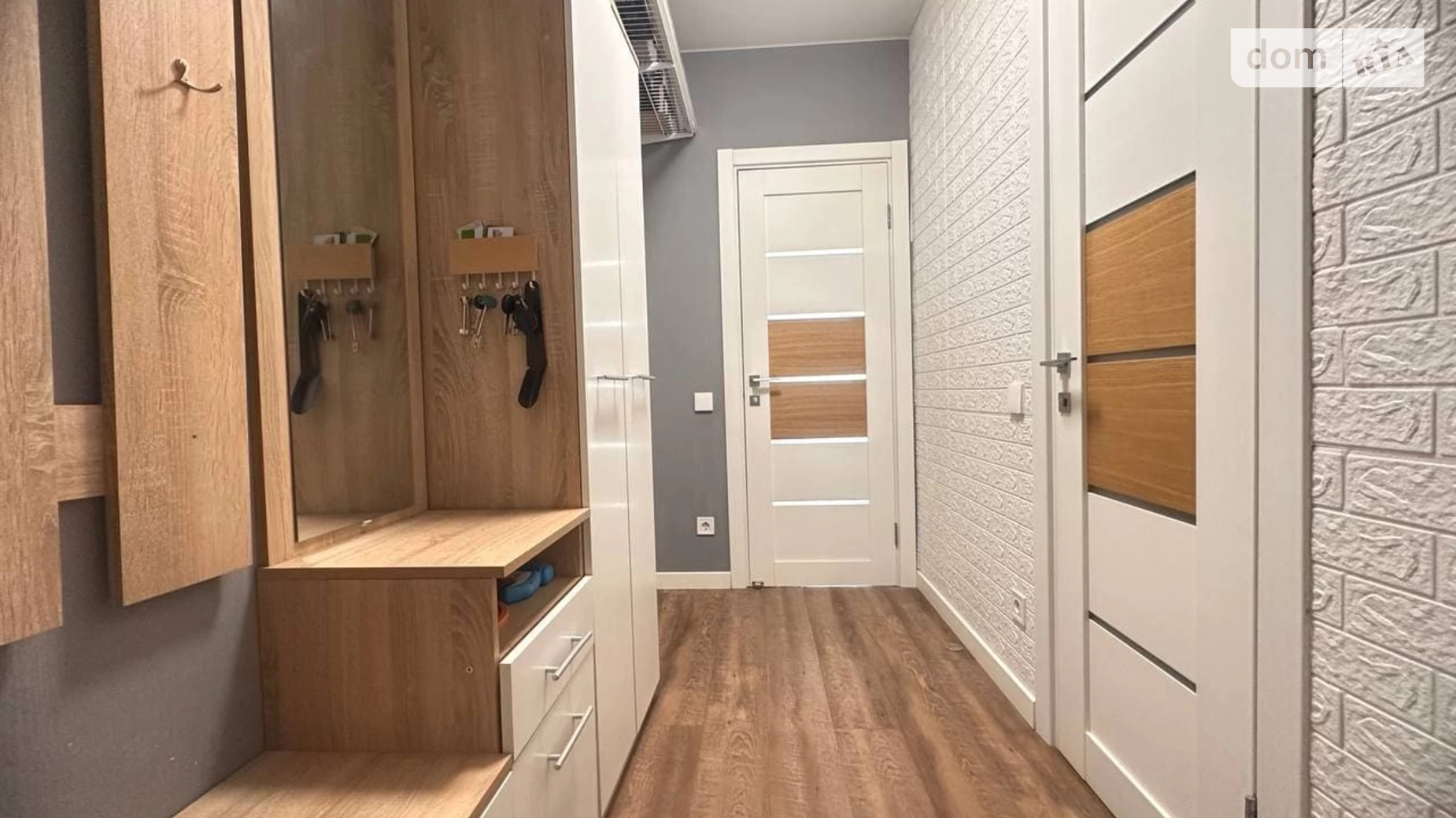 Продается 1-комнатная квартира 42.7 кв. м в Ирпене, ул. Матвея Донцова(Тургеневская), 50Б - фото 2