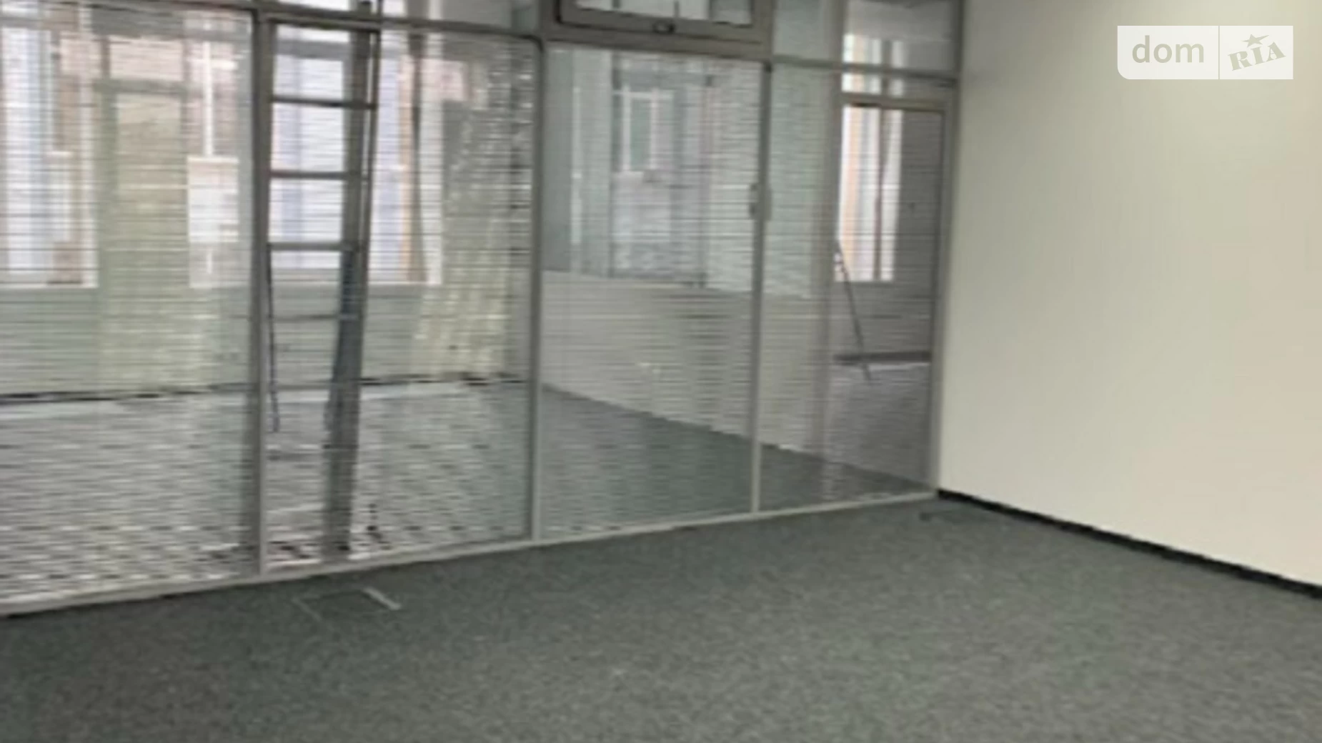 Сдается в аренду офис 332 кв. м в бизнес-центре, цена: 3990 $ - фото 5