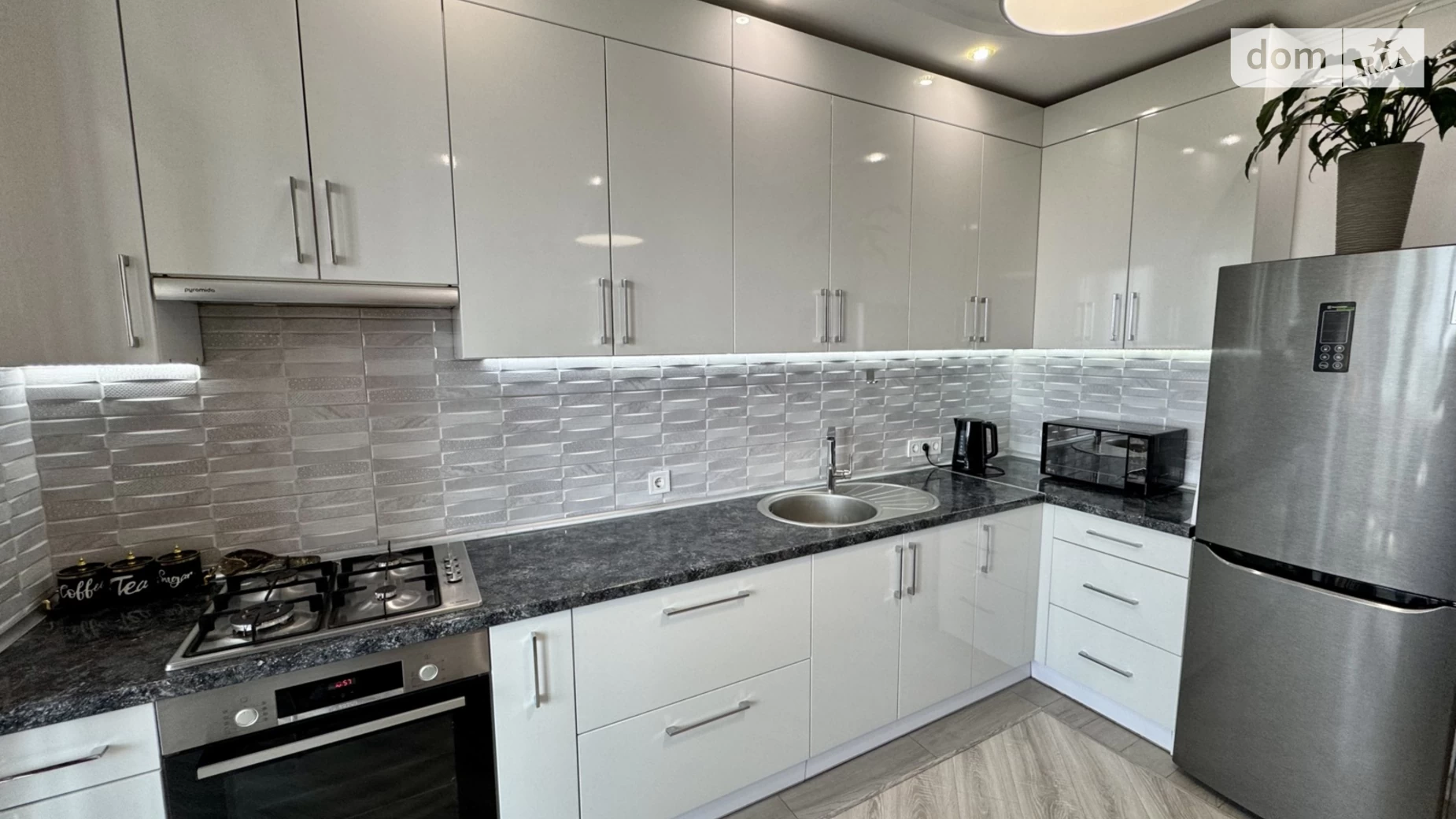 Продается 1-комнатная квартира 45.4 кв. м в, цена: 64500 $ - фото 3