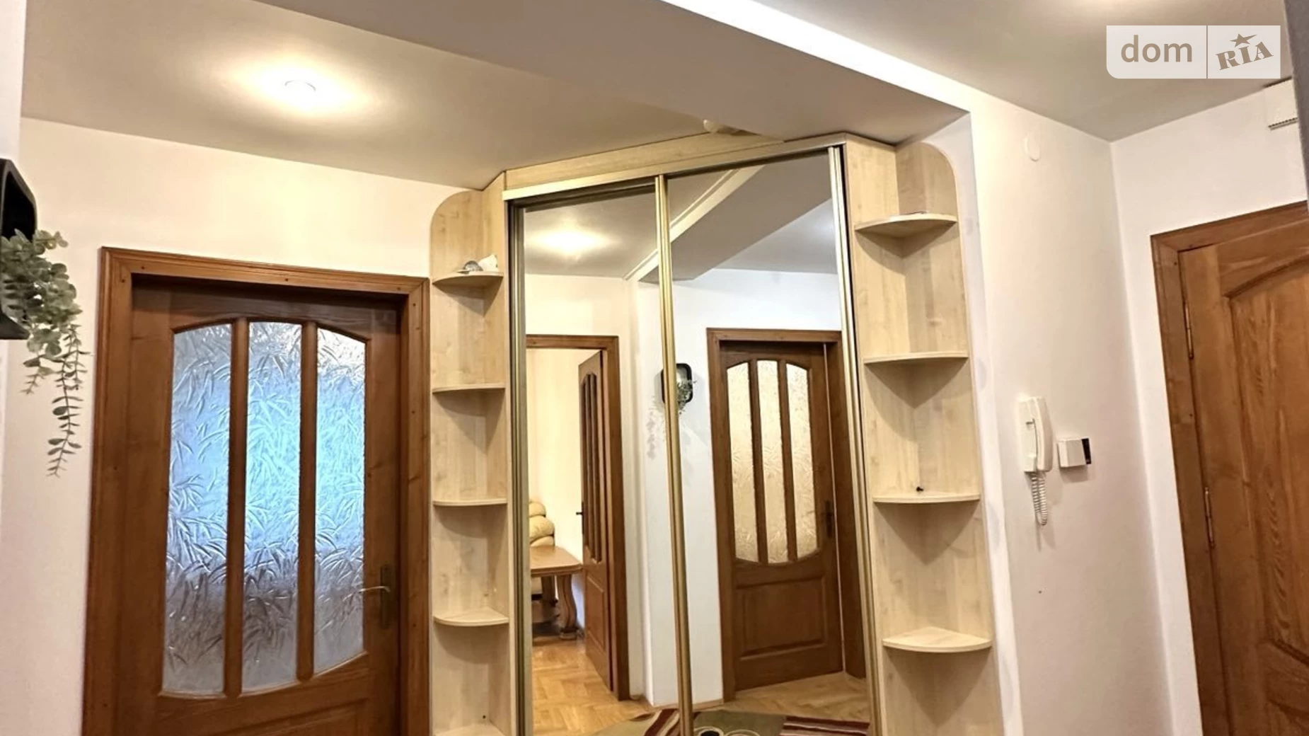 Сдается в аренду 2-комнатная квартира 68 кв. м в Львове, ул. Под Голоском, 19 - фото 4