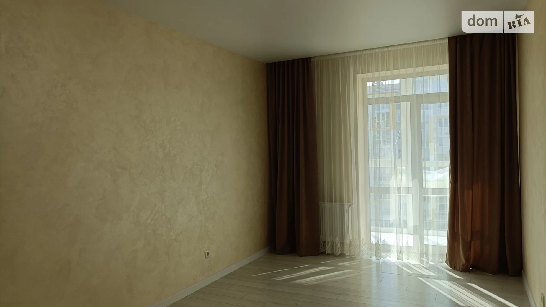 Продается 1-комнатная квартира 46 кв. м в Зарванцах, ул. Одесская, 3/9 - фото 3