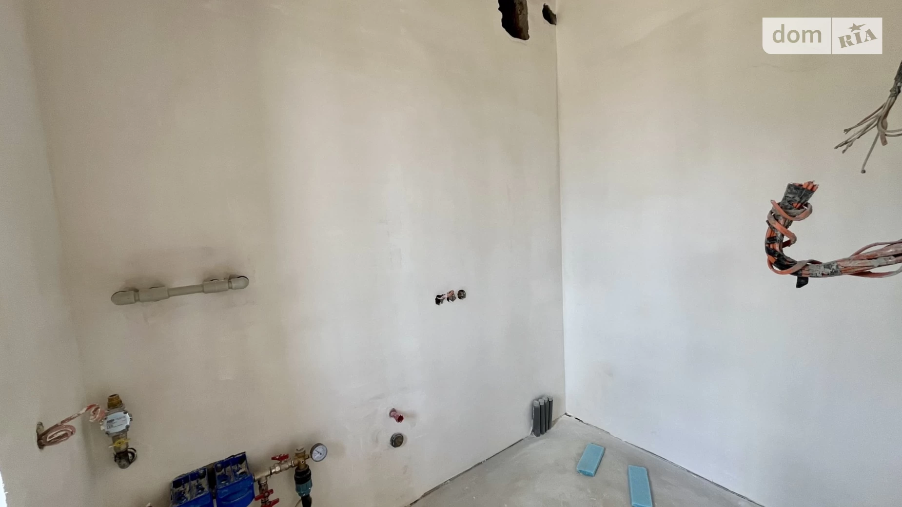 Продается дом на 2 этажа 104 кв. м с подвалом, цена: 77000 $ - фото 3