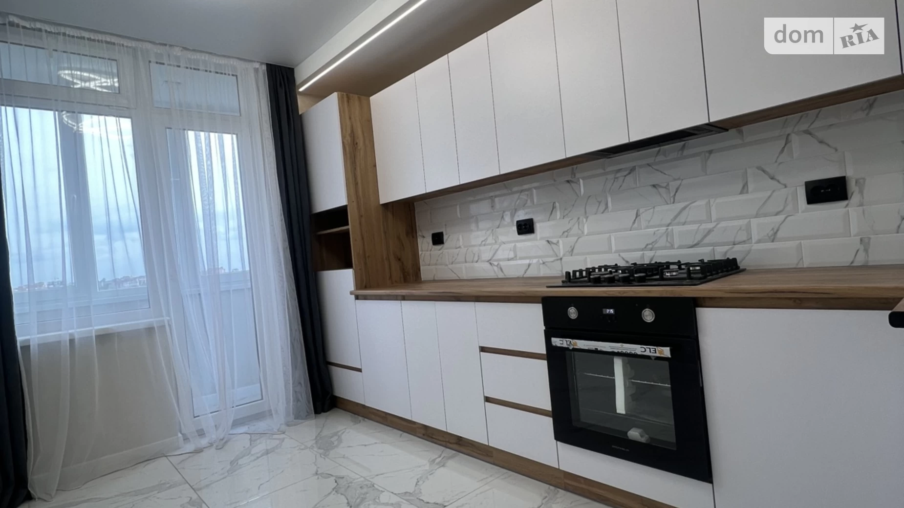 1-комнатная квартира 43 кв. м в Тернополе, ул. Киевская - фото 5