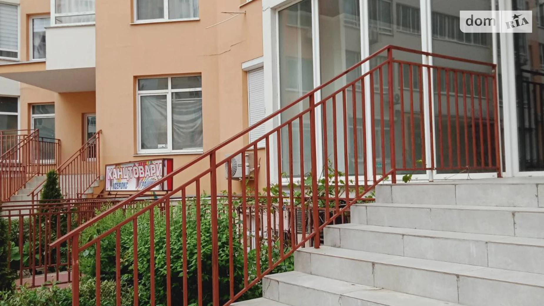 Продається 1-кімнатна квартира 43.5 кв. м у Одесі, просп. Небесної Сотні - фото 2