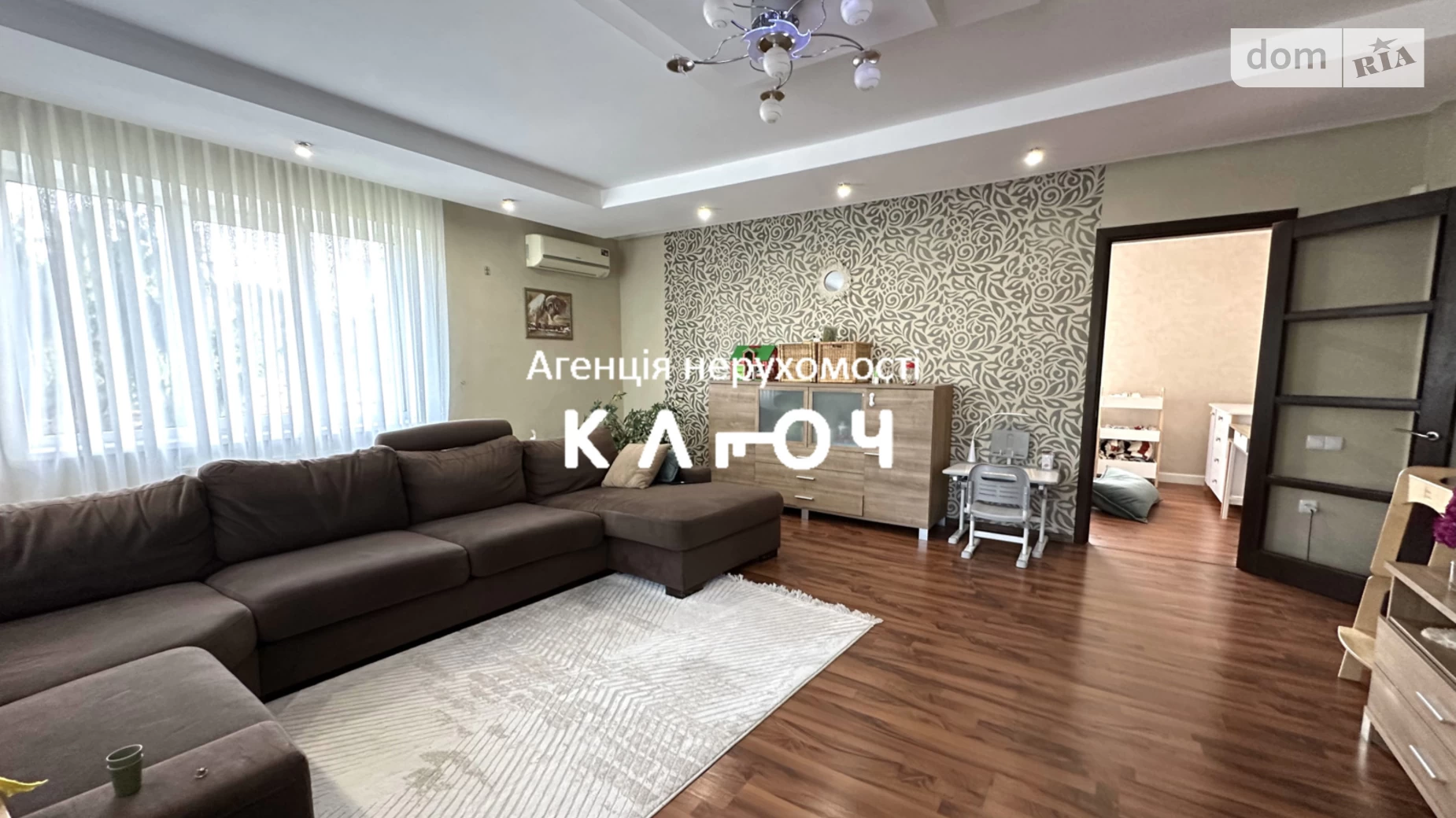 Продается дом на 2 этажа 262.8 кв. м с террасой, цена: 135000 $ - фото 2