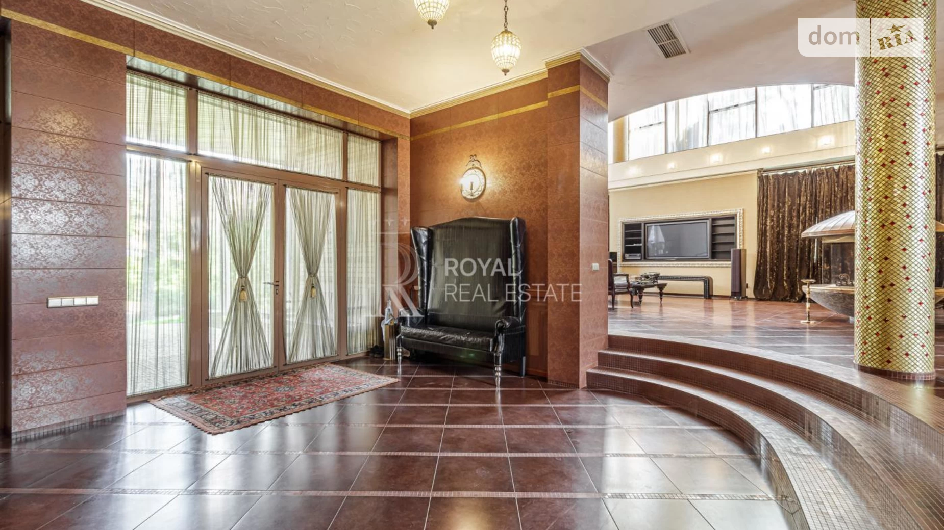 Продается дом на 3 этажа 881 кв. м с беседкой, цена: 2700000 $ - фото 2