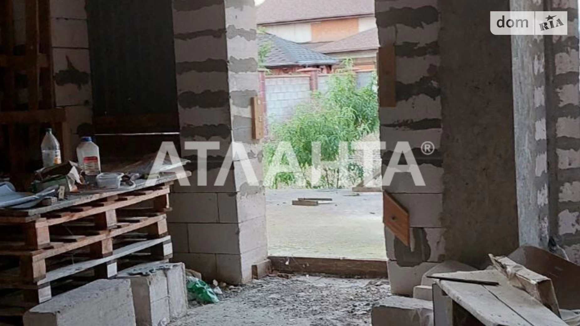 Продается дом на 2 этажа 340 кв. м с гаражом, цена: 220000 $ - фото 2