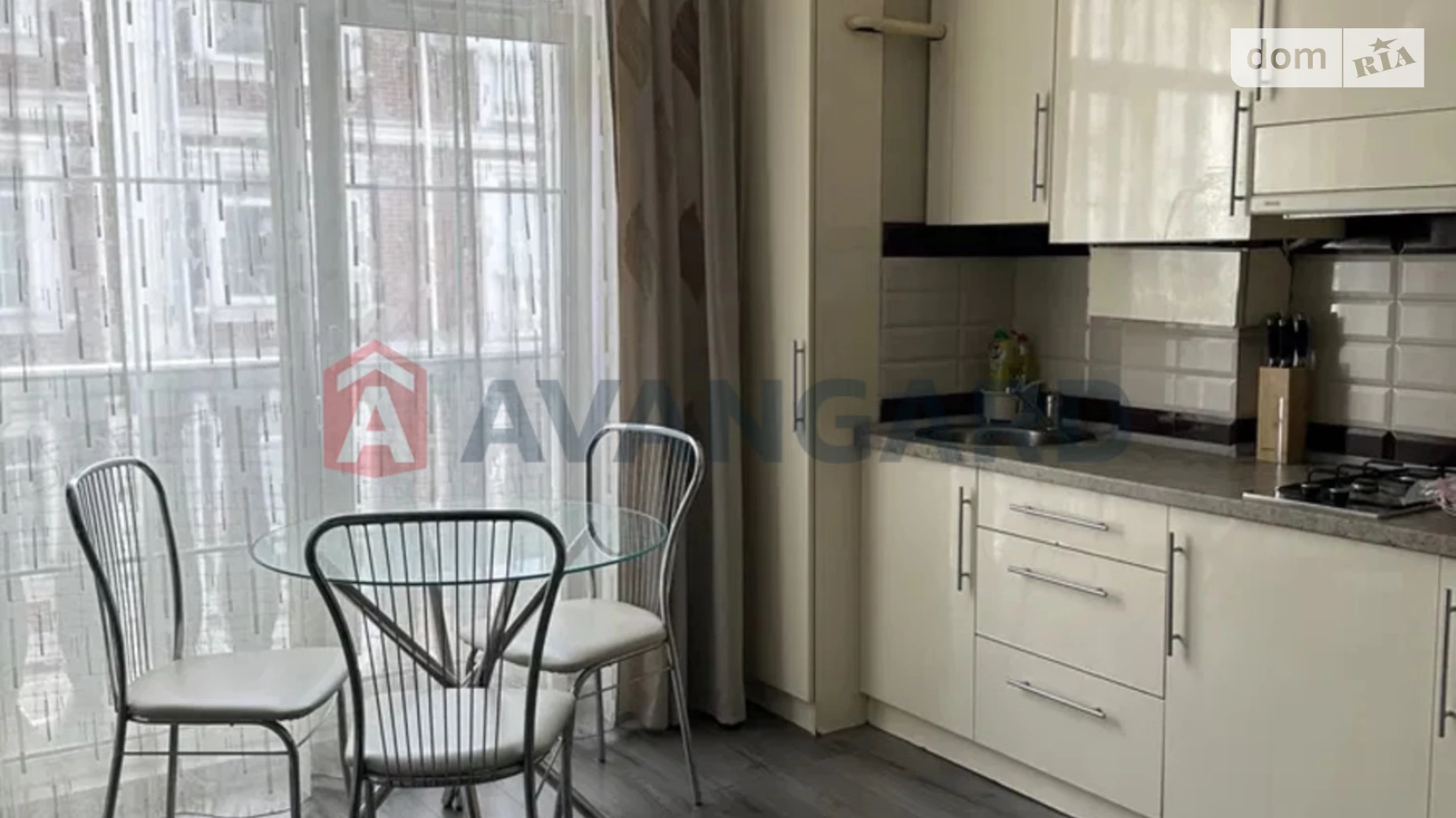 Продается 1-комнатная квартира 27 кв. м в Киеве, ул. Дмитрия Луценко(Крейсера "Аврора"), 10 - фото 2