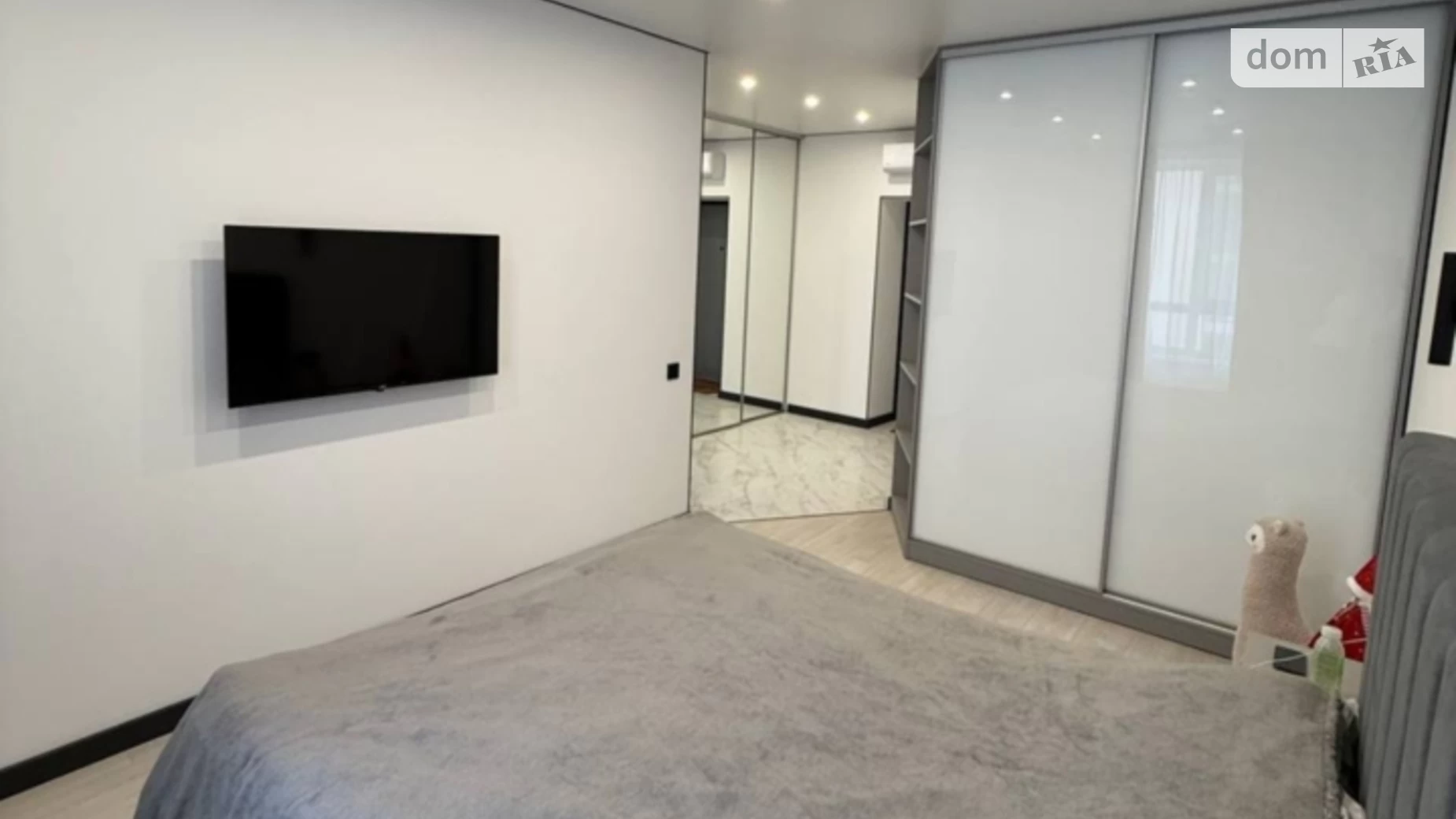 Продается 1-комнатная квартира 42.1 кв. м в Днепре, цена: 61000 $ - фото 2