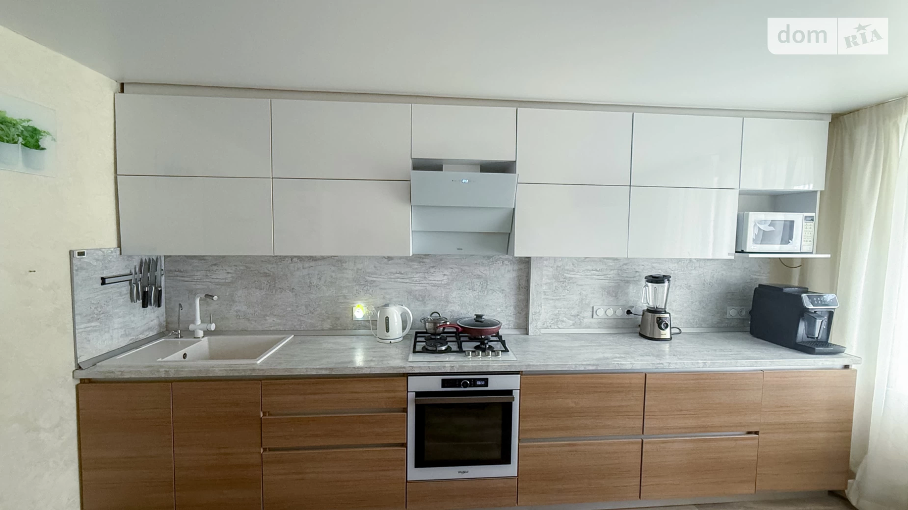 Продается 3-комнатная квартира 81.8 кв. м в Днепре, просп. Героев, 3 - фото 2