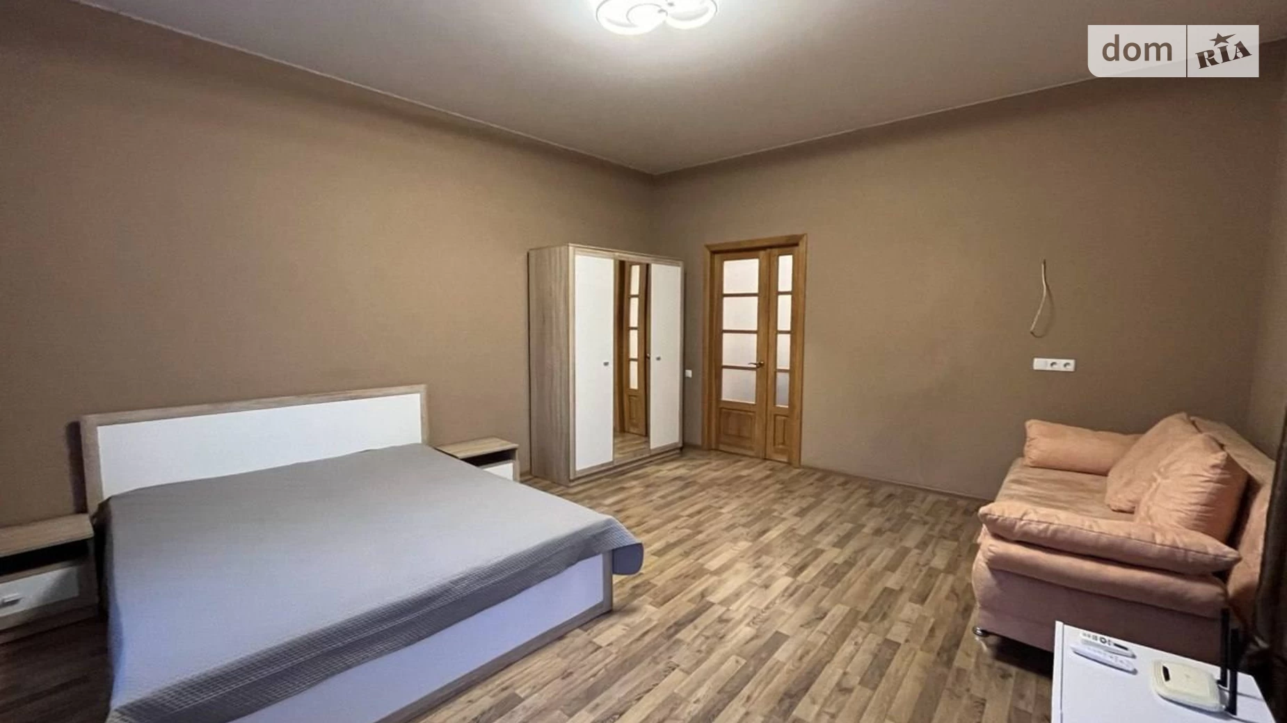 Продается 1-комнатная квартира 43 кв. м в Одессе, ул. Мельницкая - фото 2