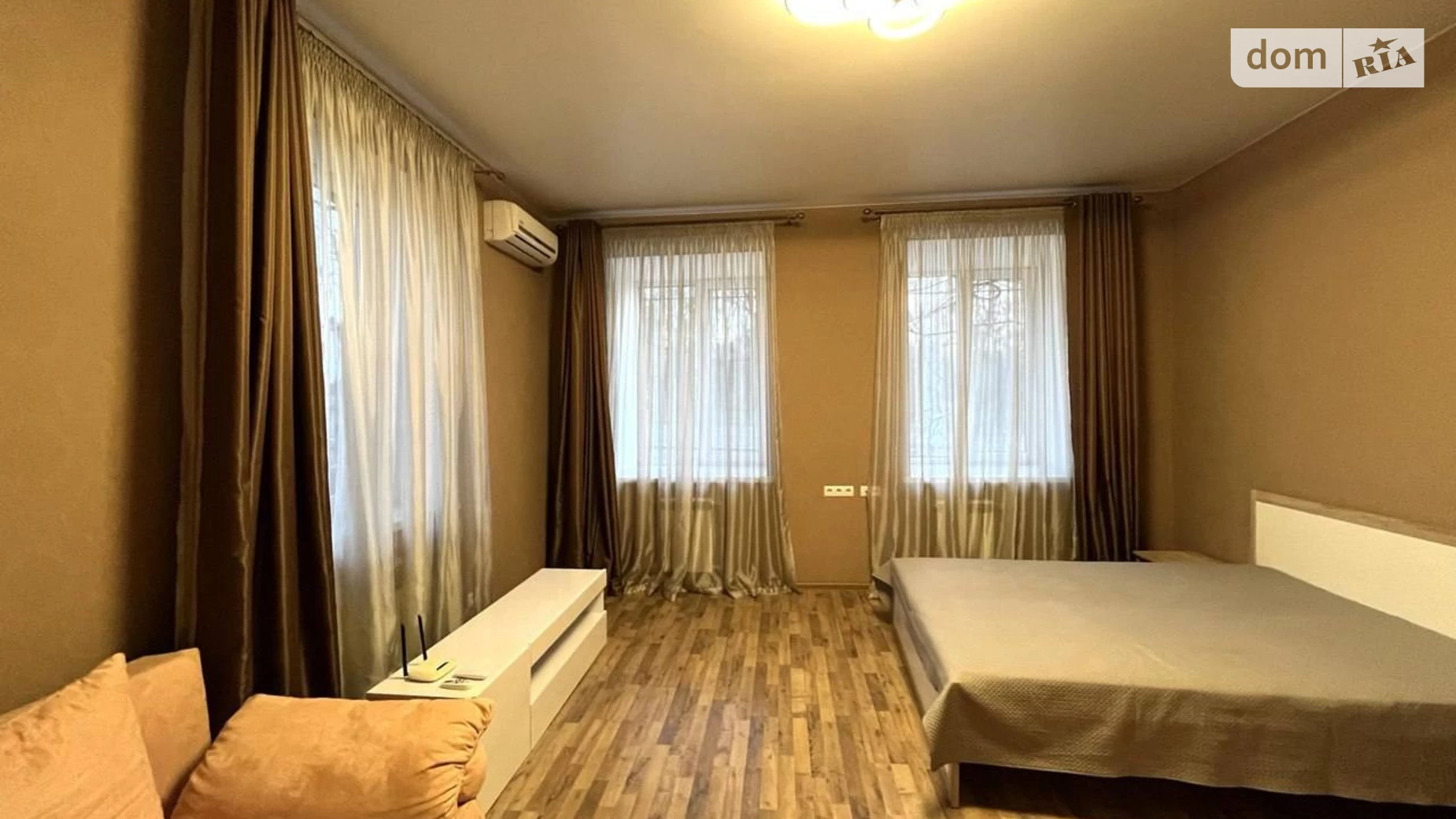 Продается 1-комнатная квартира 43 кв. м в Одессе, ул. Мельницкая - фото 3