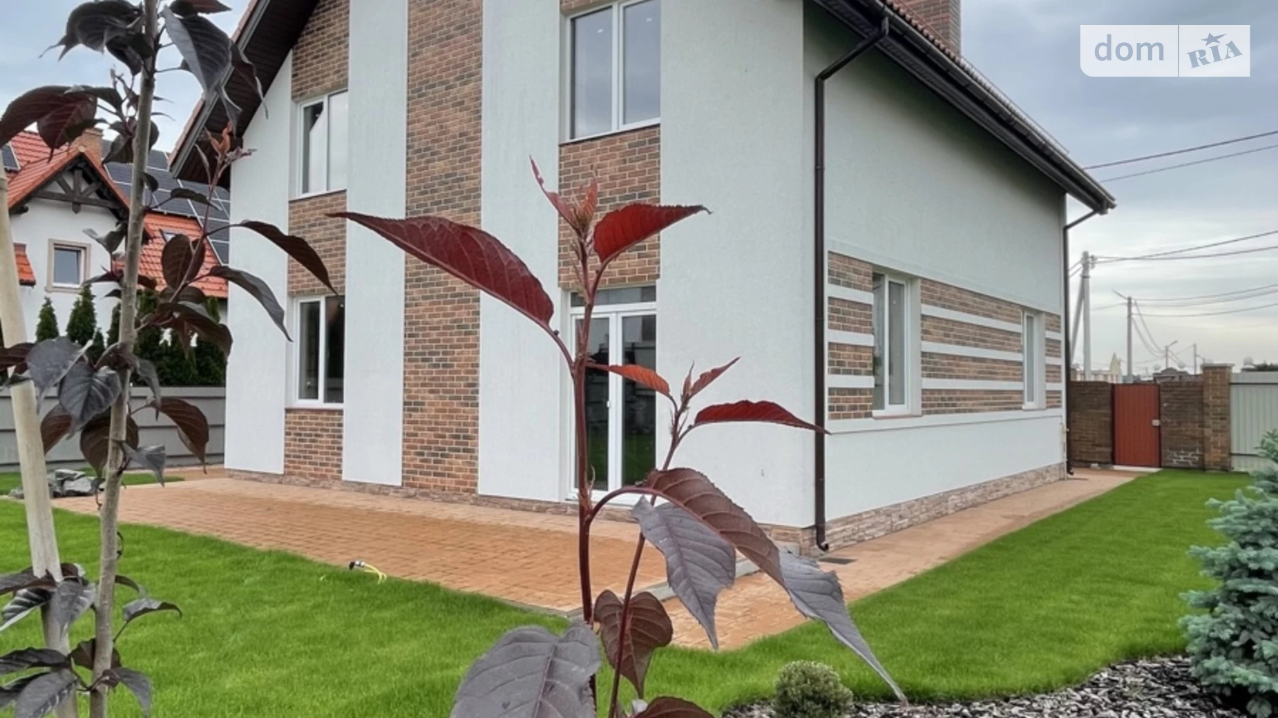 Продается дом на 2 этажа 150 кв. м с мансардой, цена: 150000 $ - фото 2