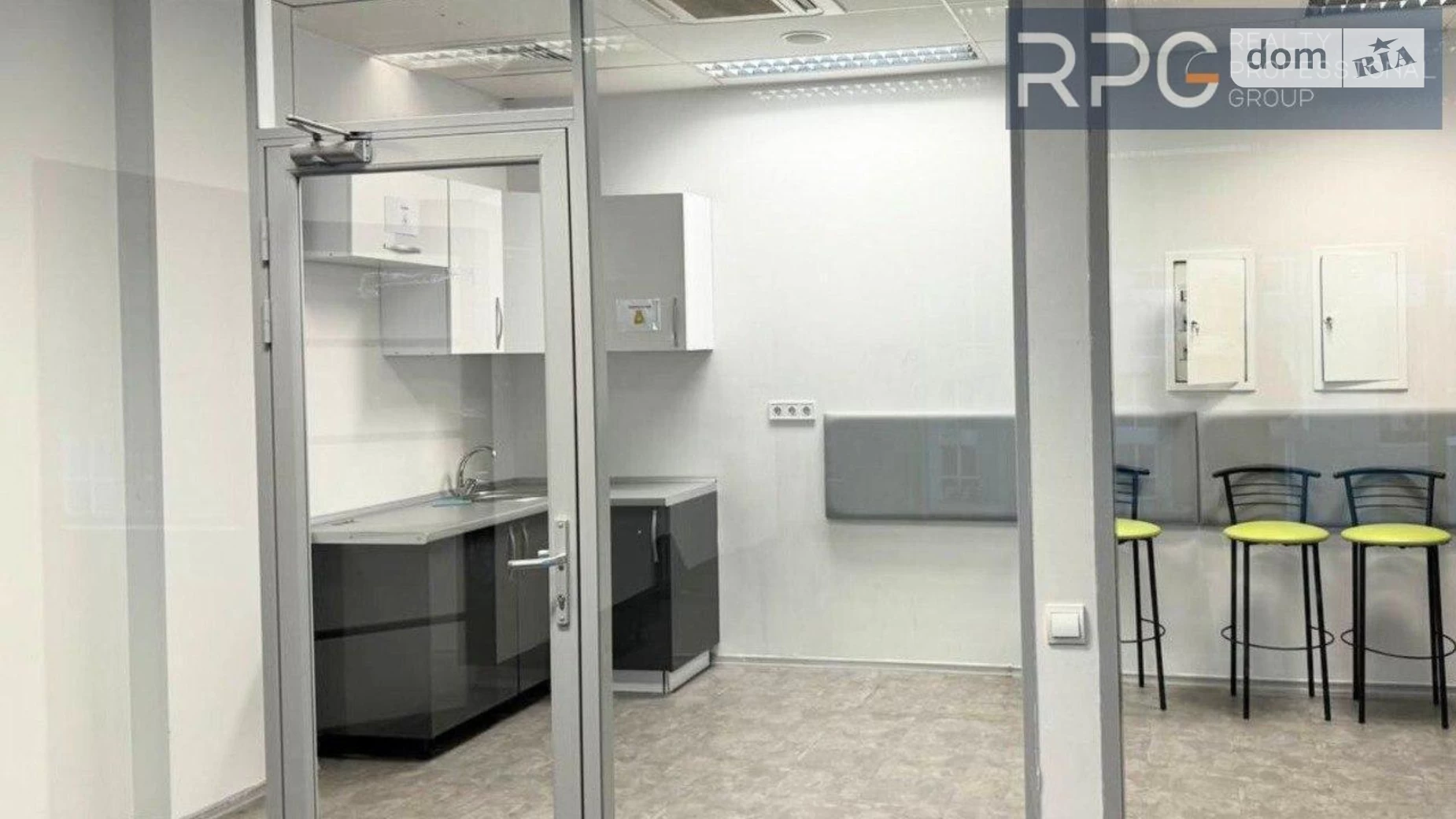 Сдается в аренду офис 715 кв. м в бизнес-центре, цена: 17800 $ - фото 5