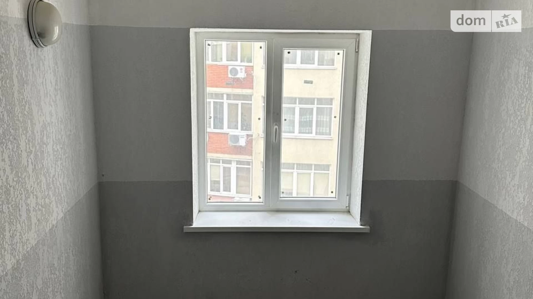 Продается 2-комнатная квартира 93.2 кв. м в Черновцах, просп. Независимости, 116А - фото 5