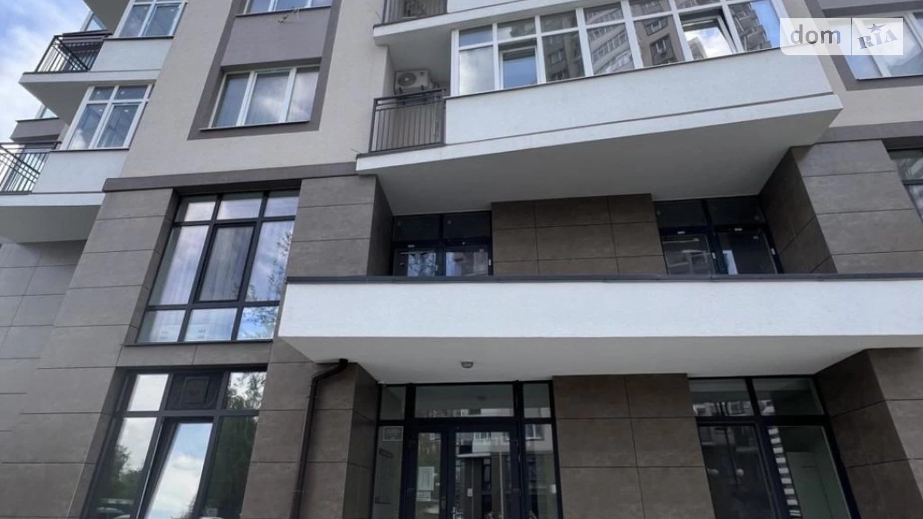 Продается 1-комнатная квартира 45.1 кв. м в Броварах, ул. Киевская, 251А - фото 2