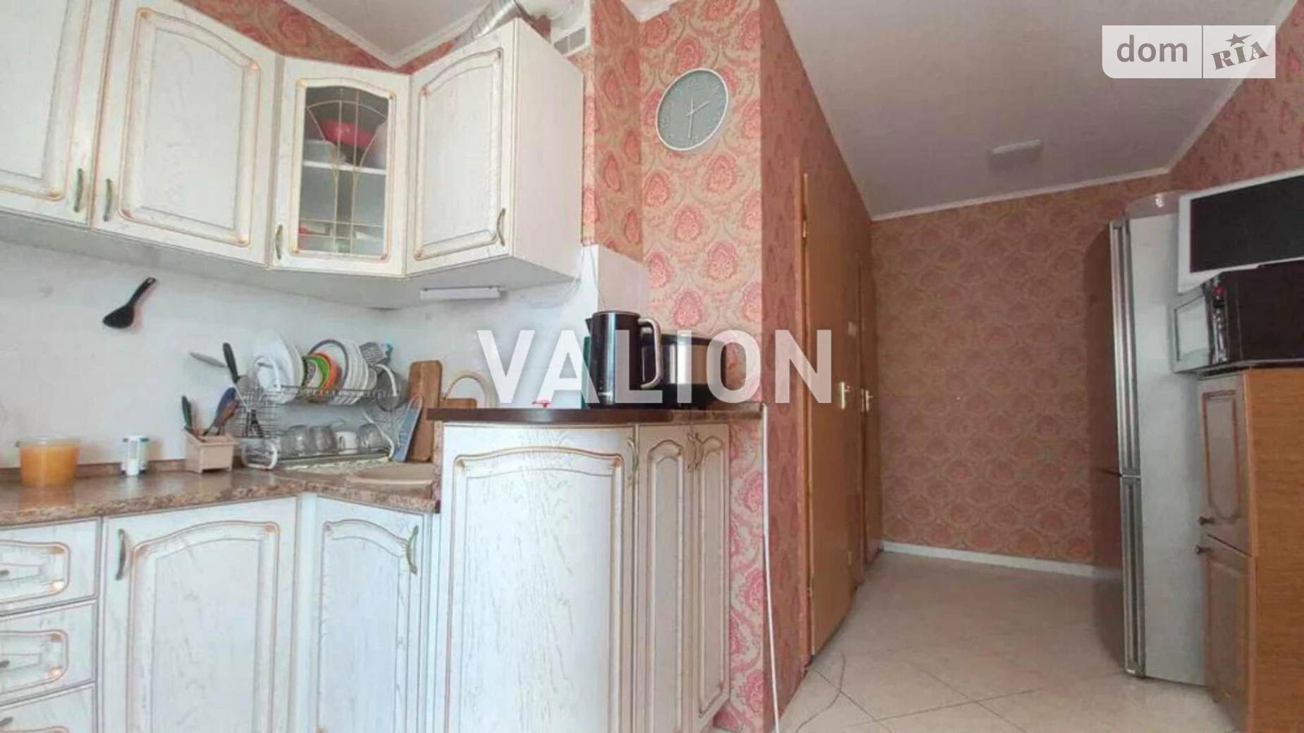 Продается 3-комнатная квартира 70 кв. м в Киеве, просп. Владимира Ивасюка, 39А - фото 2