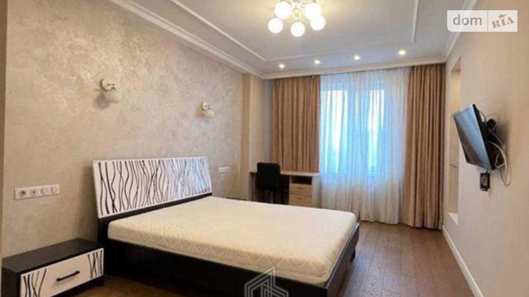 Продається 4-кімнатна квартира 148 кв. м у Києві, вул. Дмитрівська, 75 - фото 3