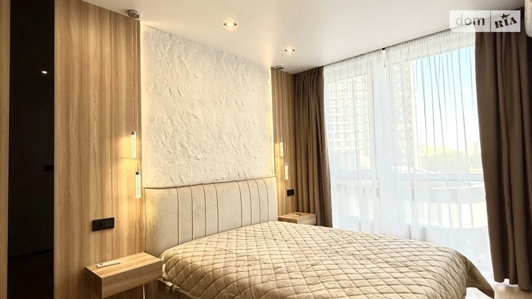 Продается 2-комнатная квартира 71.1 кв. м в Киеве, наб. Днепровская, 15К - фото 2