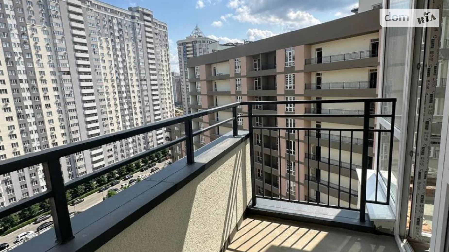 Продается 2-комнатная квартира 69.5 кв. м в Броварах, ул. Соборная, 25 - фото 3