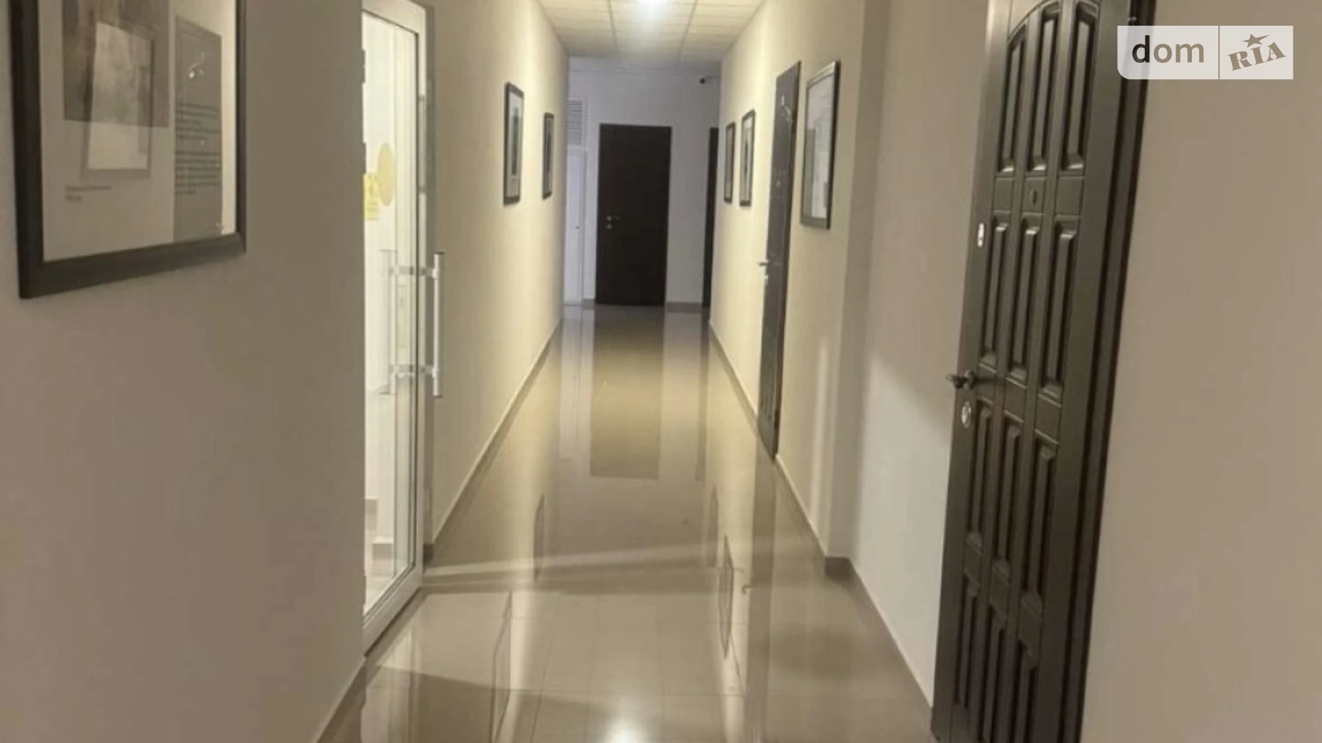 Продається 2-кімнатна квартира 69 кв. м у Одесі, вул. Краснова - фото 2