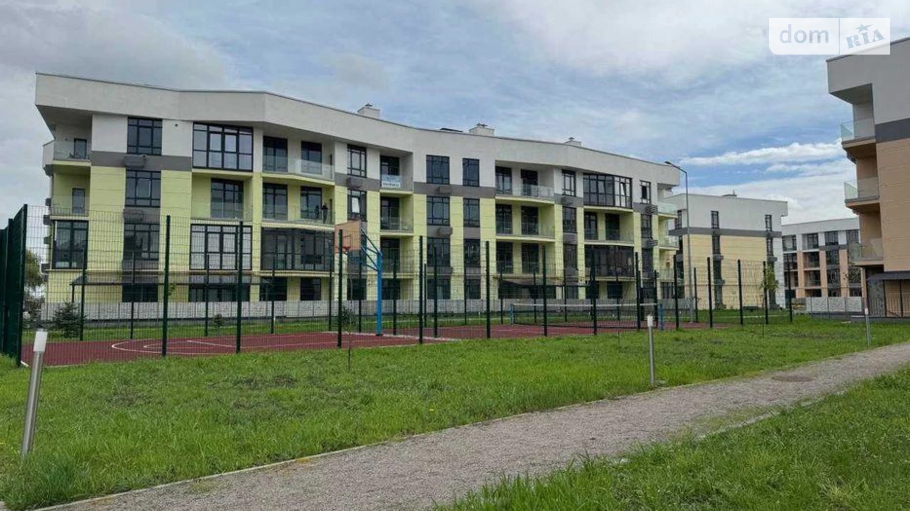 Продается 2-комнатная квартира 75 кв. м в Киеве, ул. Дубищанская, 10 - фото 2