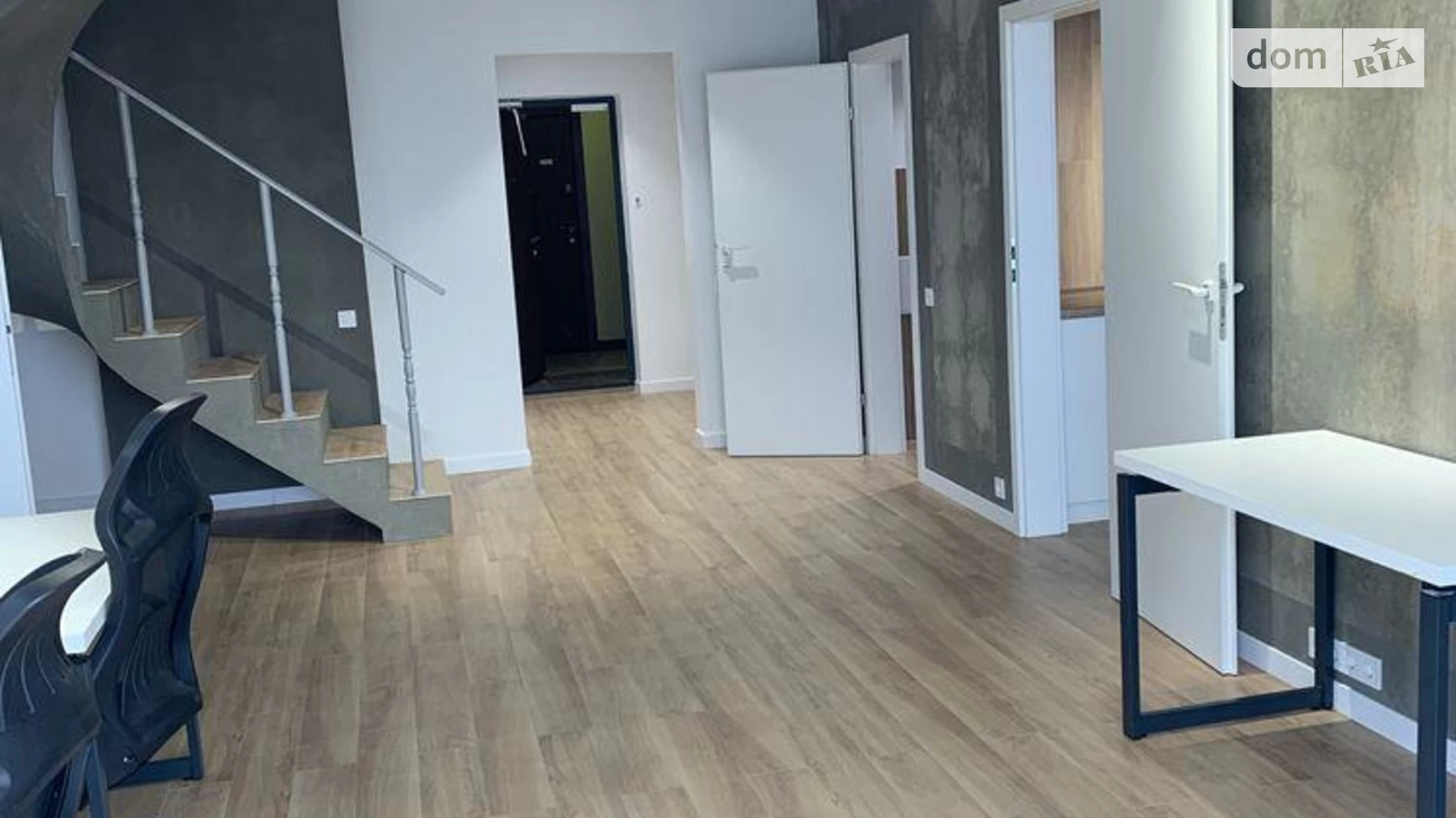 Здається в оренду офіс 155 кв. м в бізнес-центрі, цена: 1500 $ - фото 3