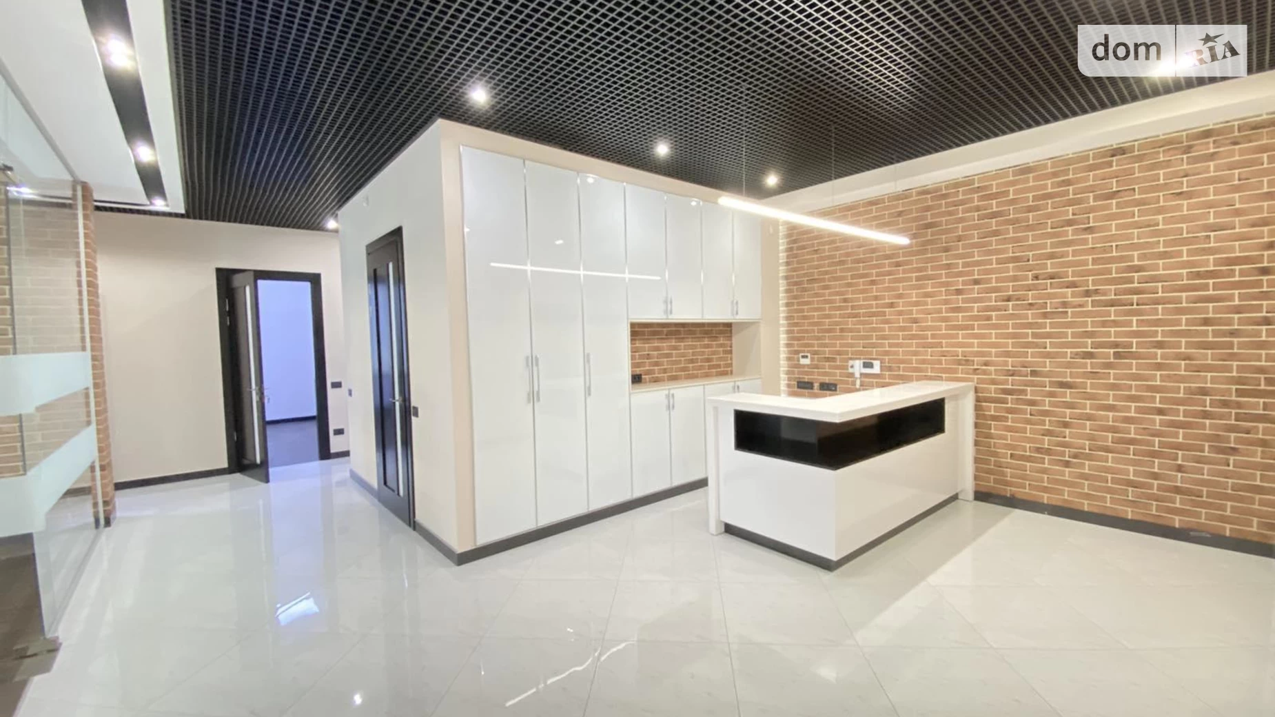 Здається в оренду офіс 200 кв. м в бізнес-центрі, цена: 5500 $ - фото 2