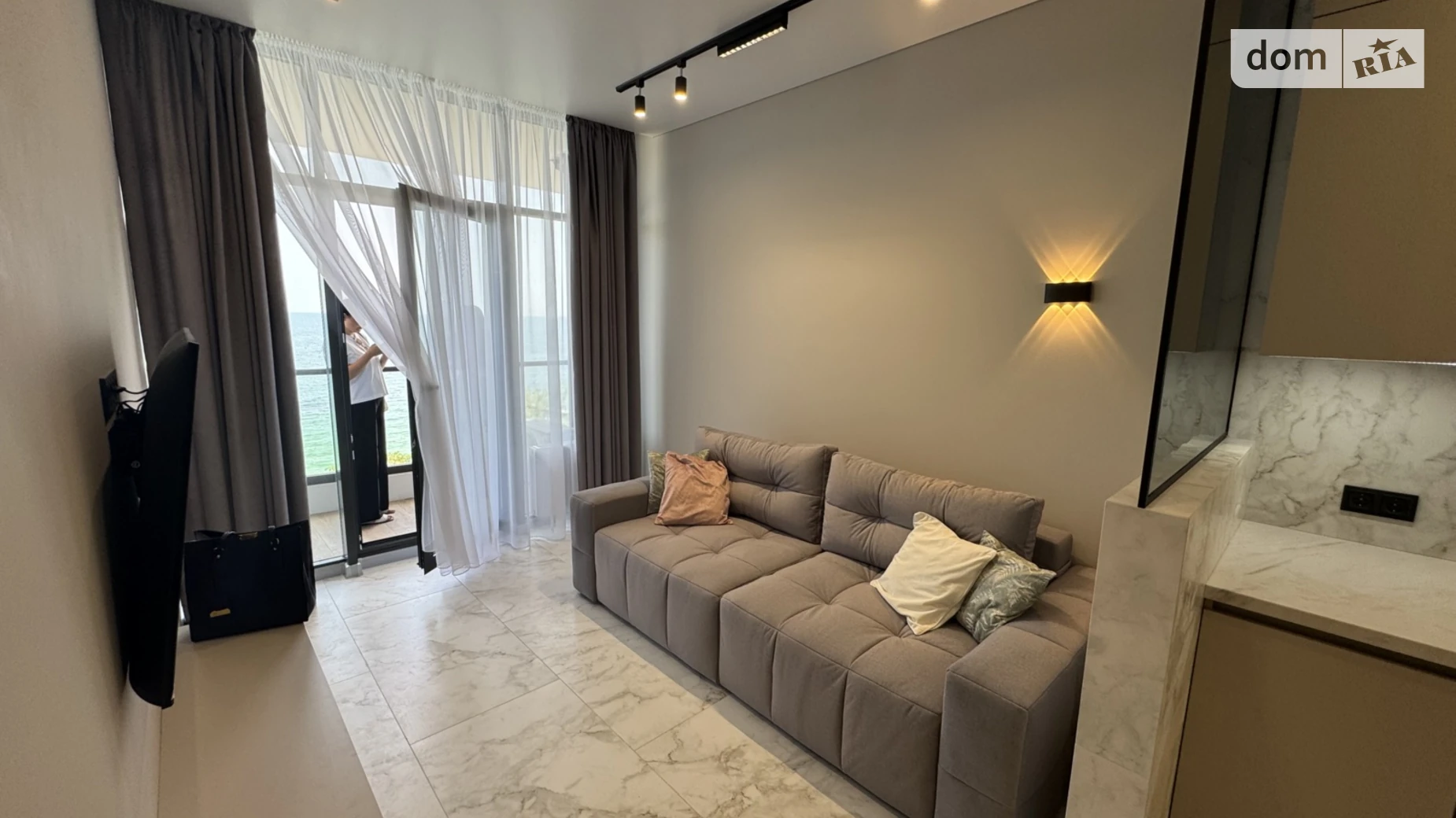 Продается 1-комнатная квартира 55 кв. м в Одессе, ул. 13 станция Большого Фонтана, 153Д - фото 5