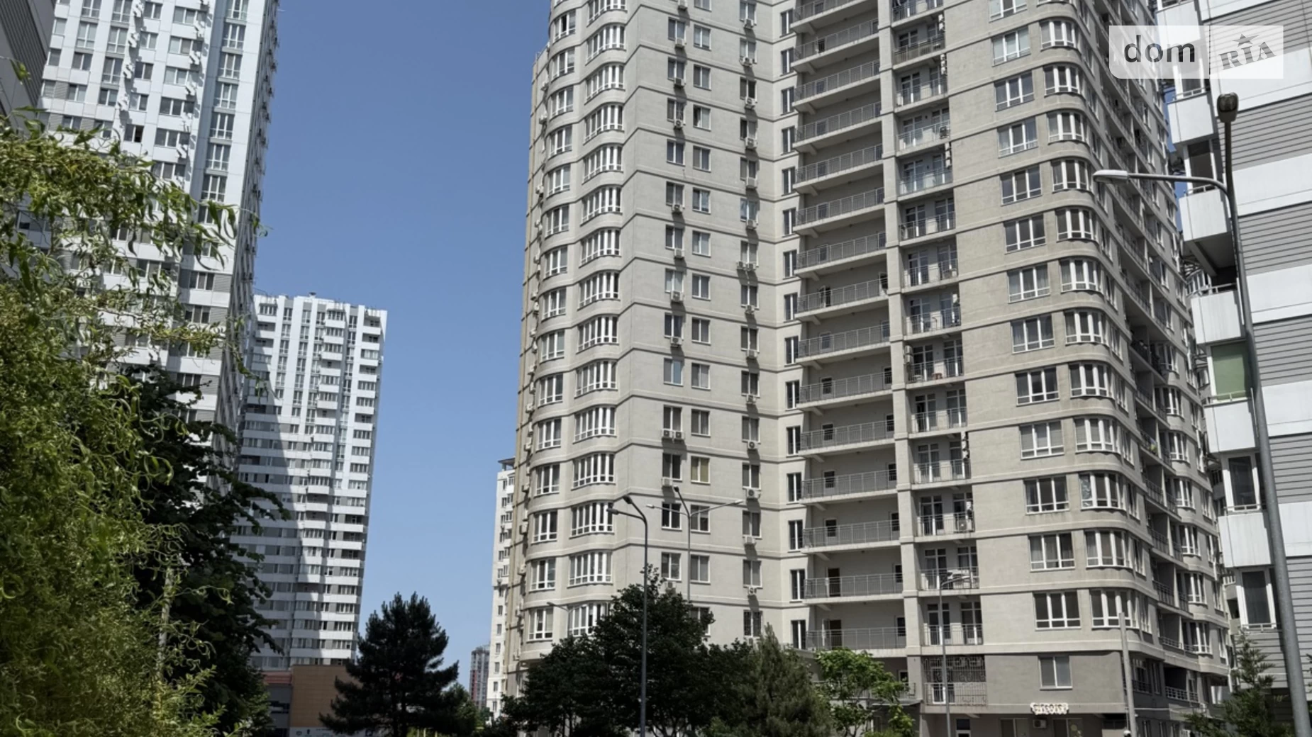 Продається 2-кімнатна квартира 72.3 кв. м у Одесі, вул. Березова, 2/2 - фото 2