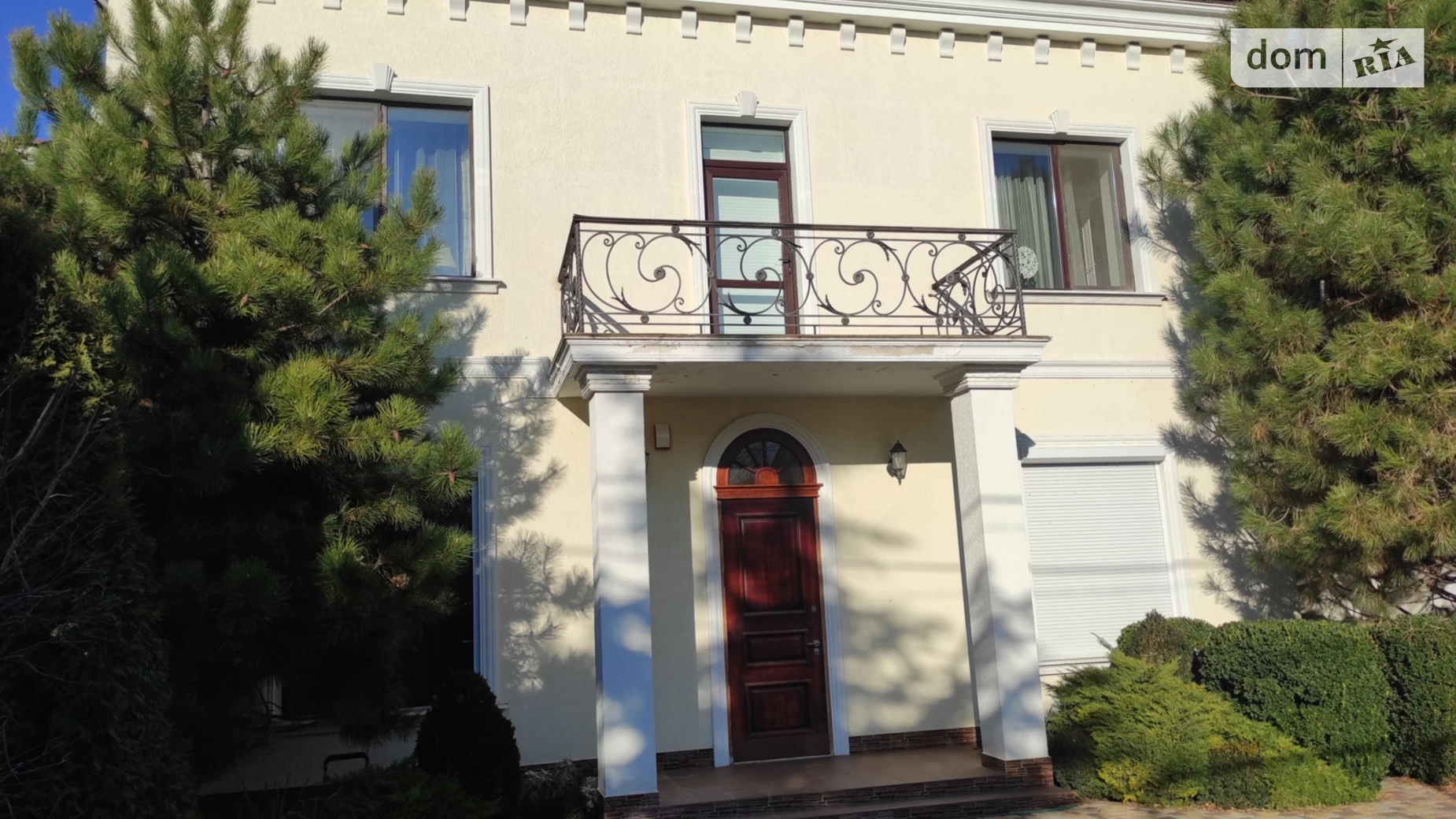 Продается дом на 2 этажа 240 кв. м с балконом, цена: 670000 $ - фото 2