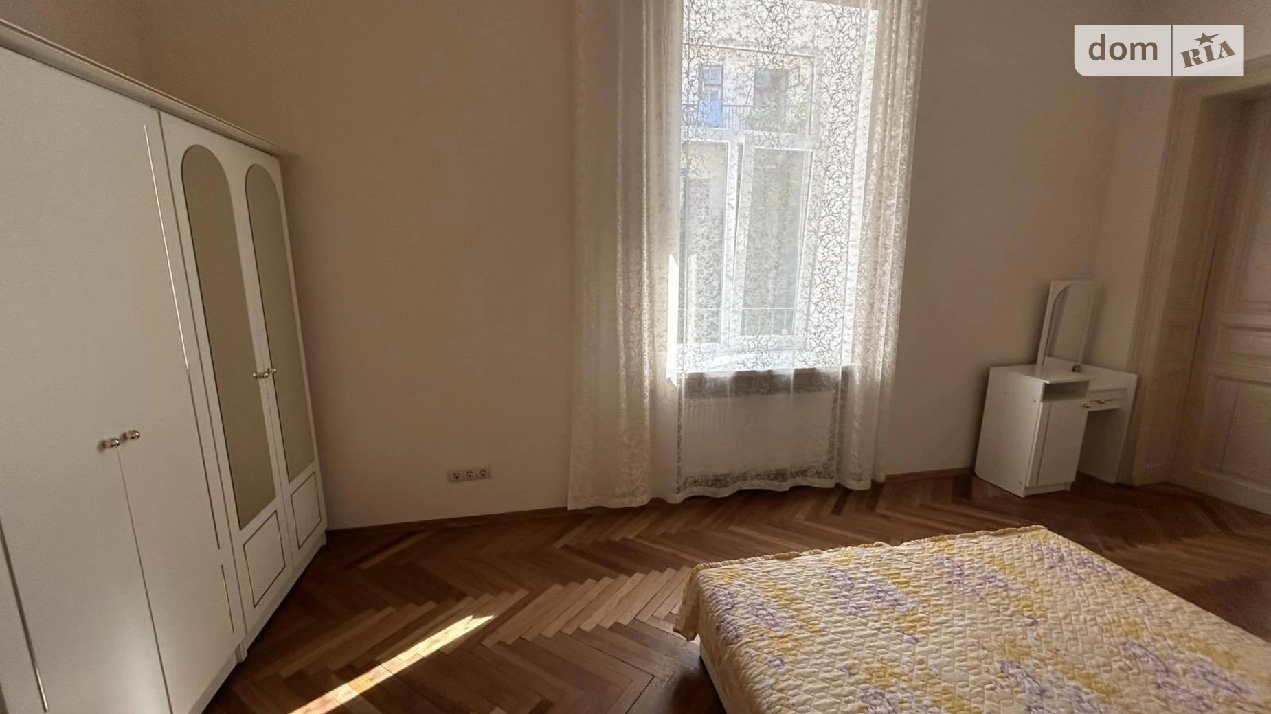 Продается 1-комнатная квартира 35 кв. м в Львове, ул. Франко Ивана, 60 - фото 2