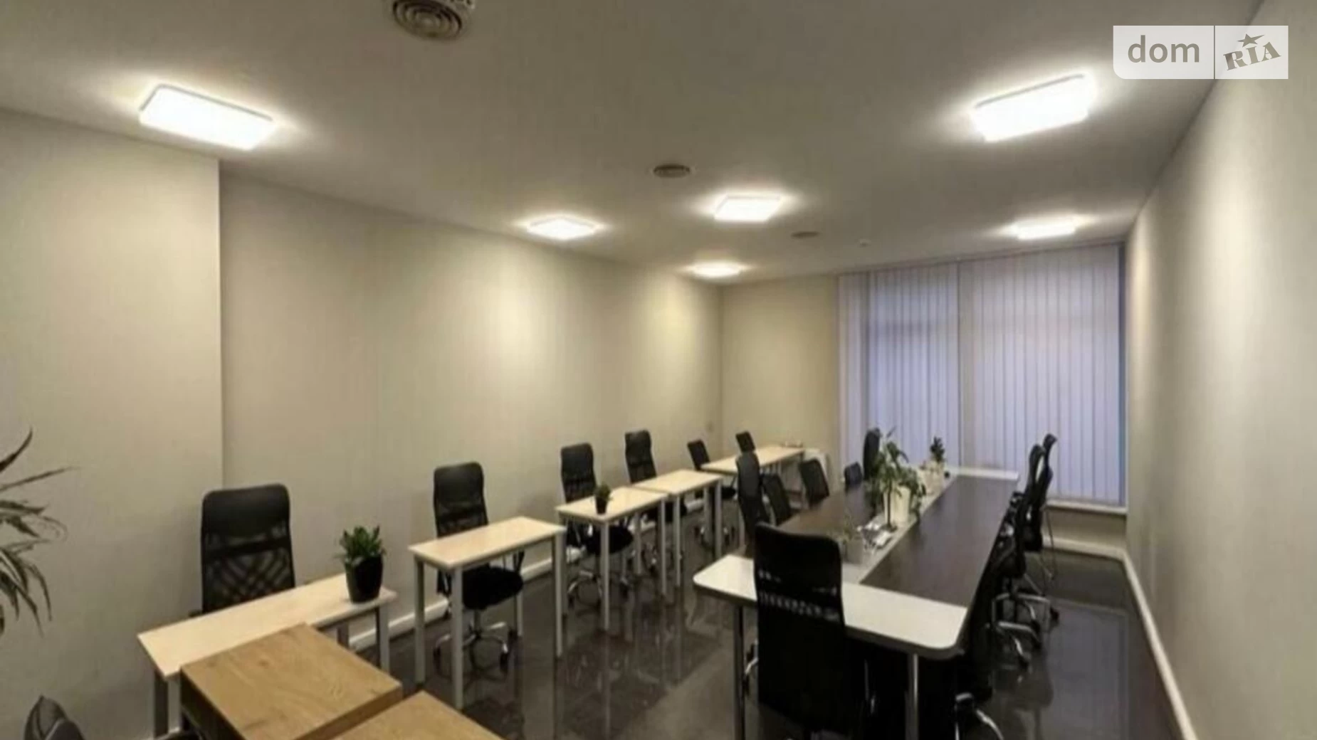 Продается 4-комнатная квартира 148 кв. м в Киеве, ул. Владимирская, 49А - фото 2