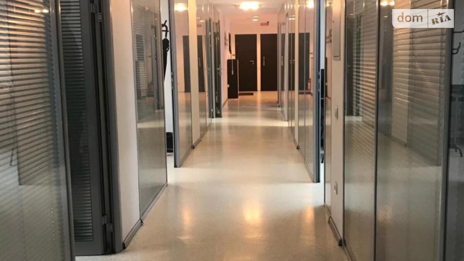 Сдается в аренду офис 467 кв. м в бизнес-центре, цена: 5600 $ - фото 4