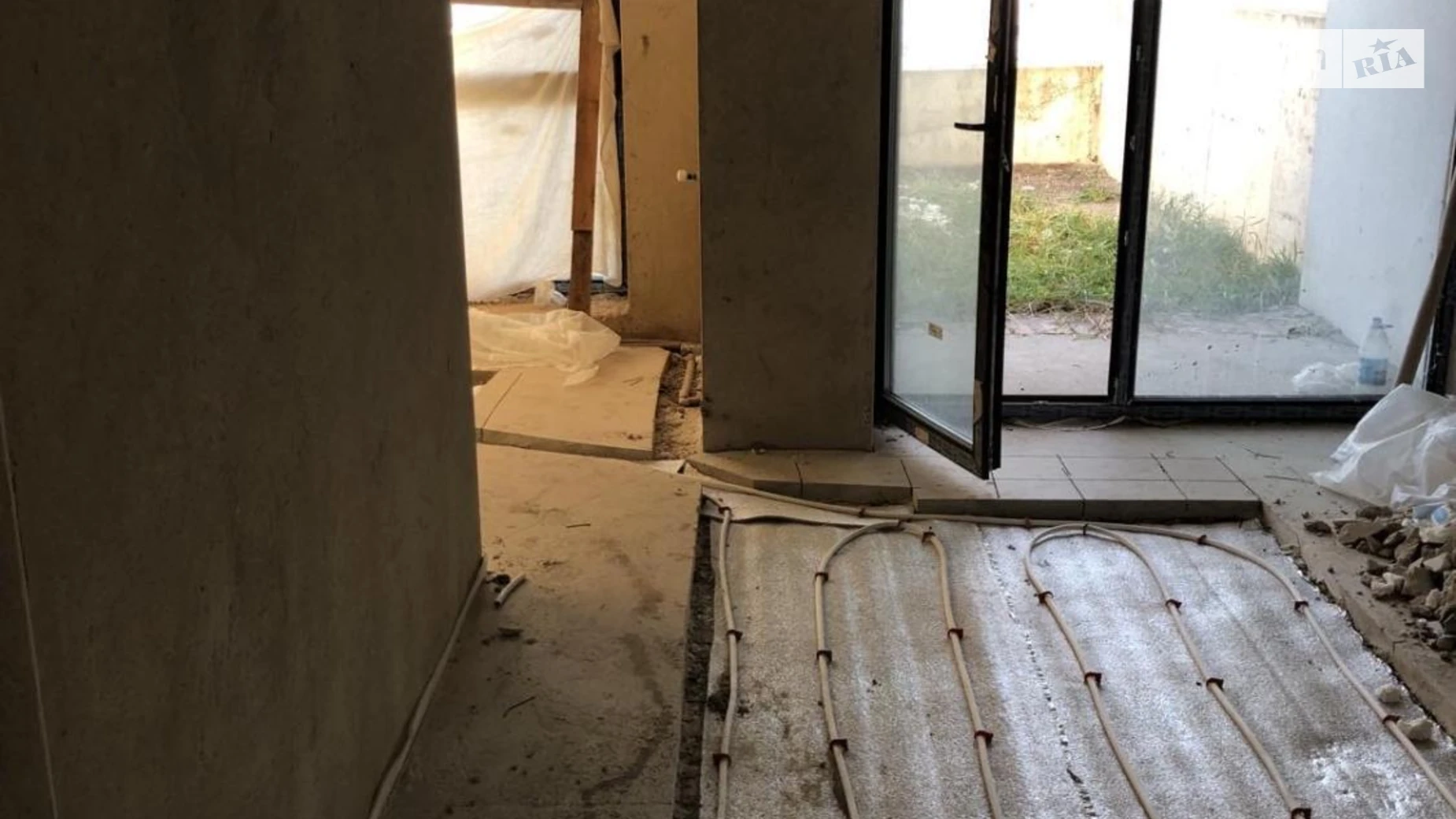 Продається 2-кімнатна квартира 68 кв. м у Петрикові, вул. Шептицького, 121Б - фото 2