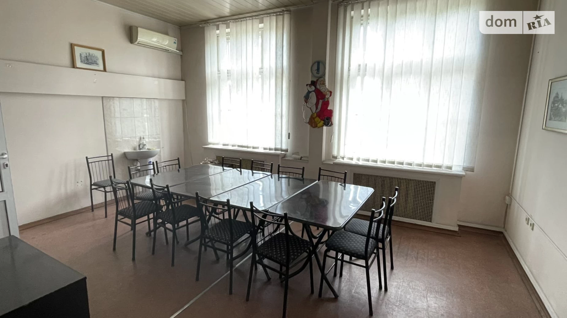 Сдается в аренду офис 448.3 кв. м в бизнес-центре, цена: 37657 грн - фото 4