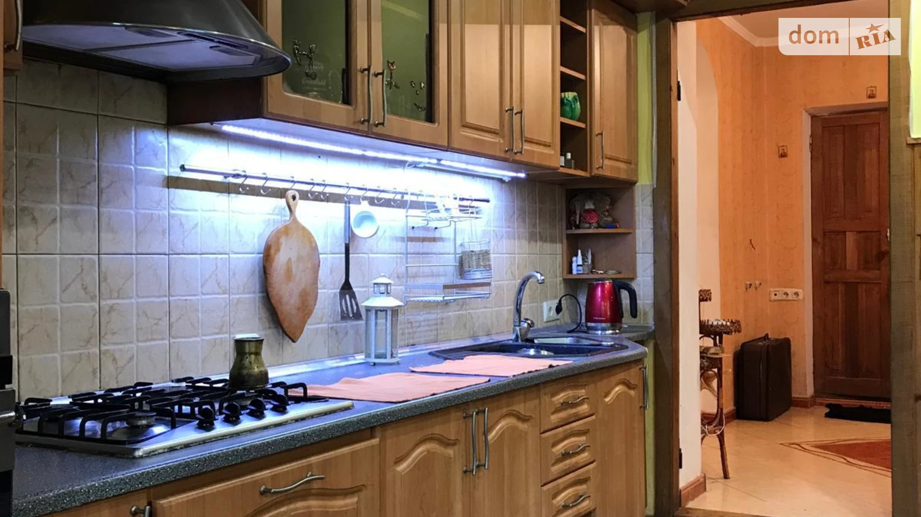 Сдается в аренду дом на 2 этажа 150 кв. м с баней/сауной, цена: 1300 $ - фото 4